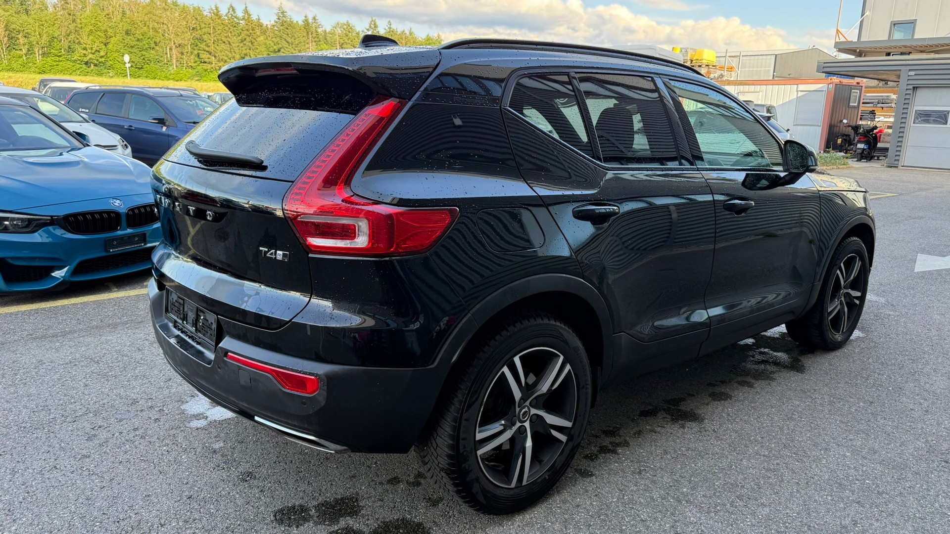 VOLVO XC40 T4 AWD R-Design Geartronic-image-3