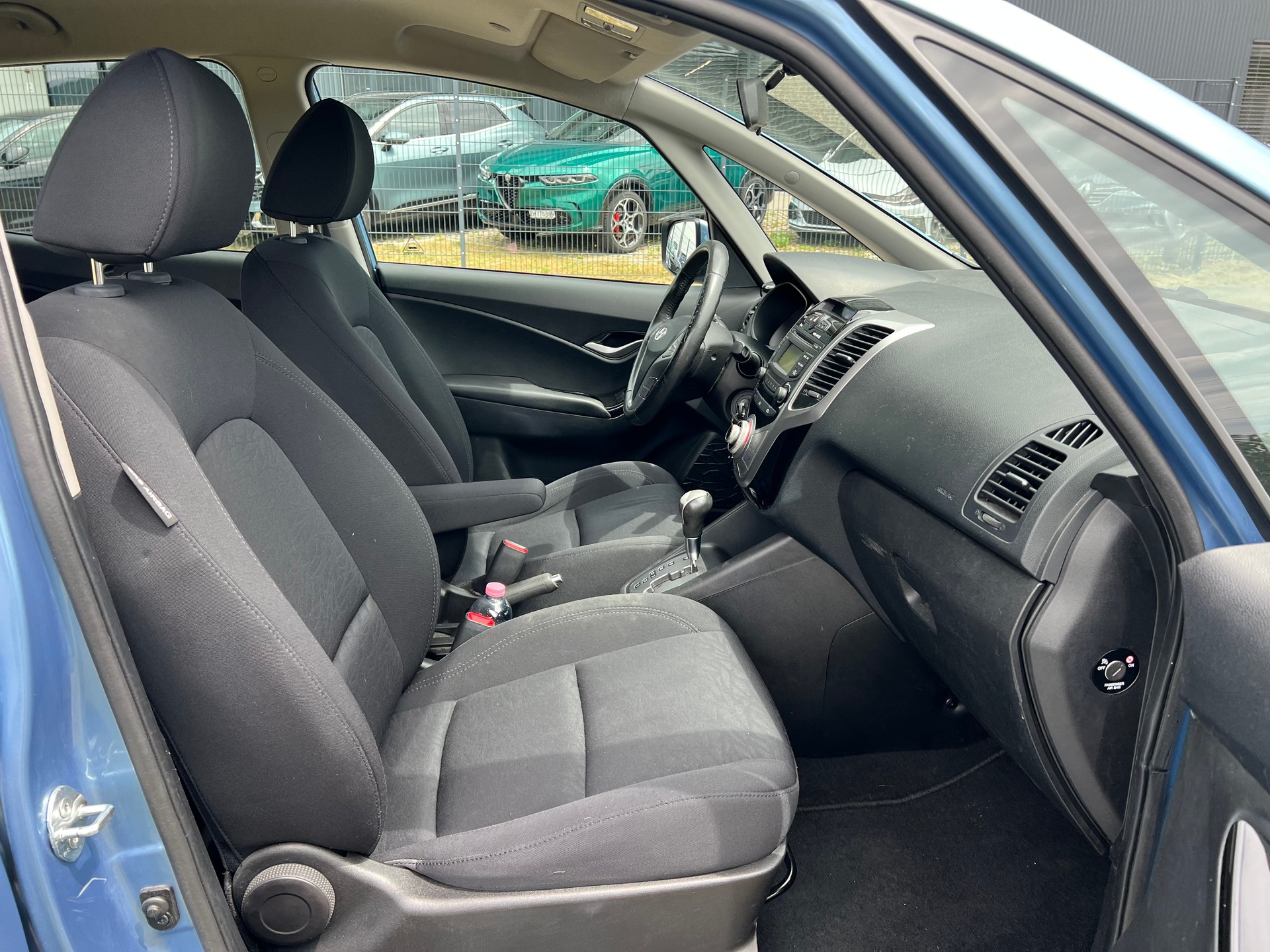 HYUNDAI iX20 1.6 Style Automatic-image-15