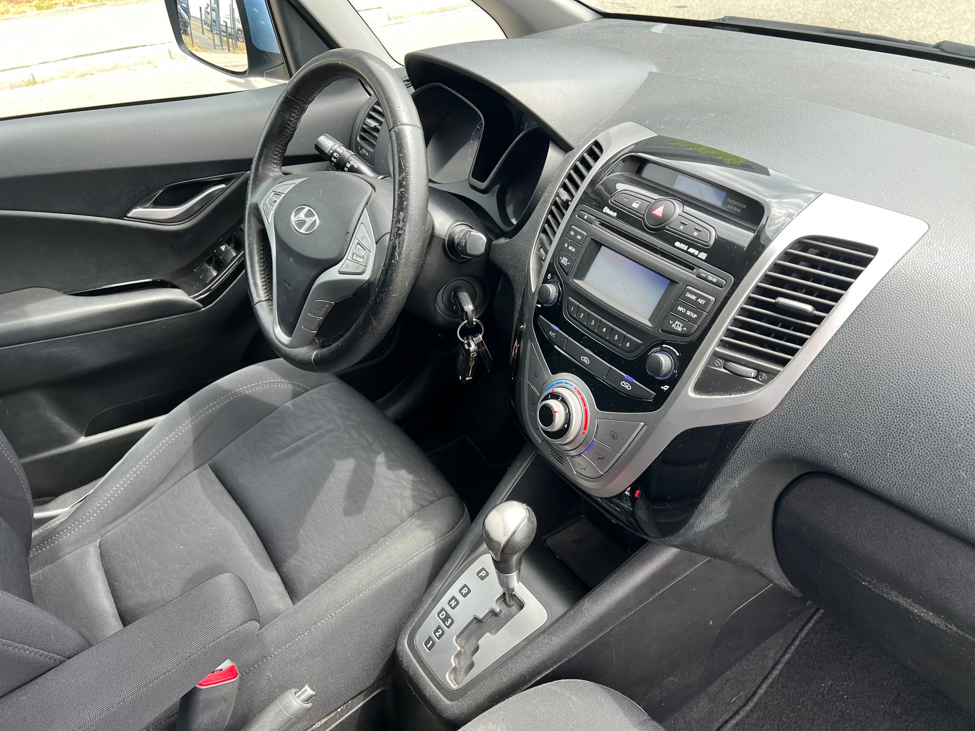 HYUNDAI iX20 1.6 Style Automatic-image-13