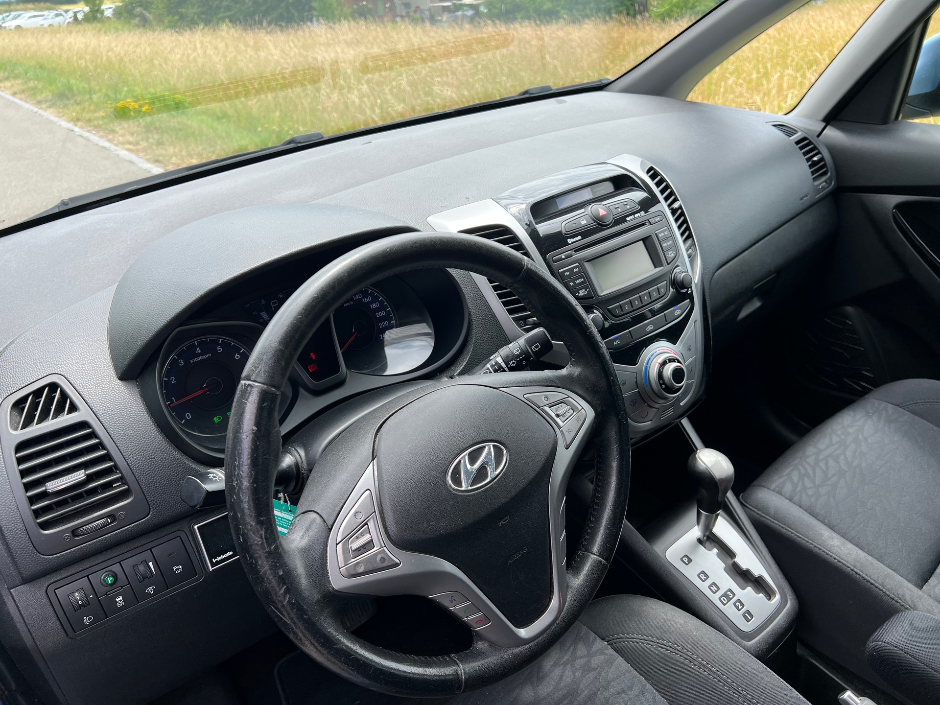 HYUNDAI iX20 1.6 Style Automatic-image-14