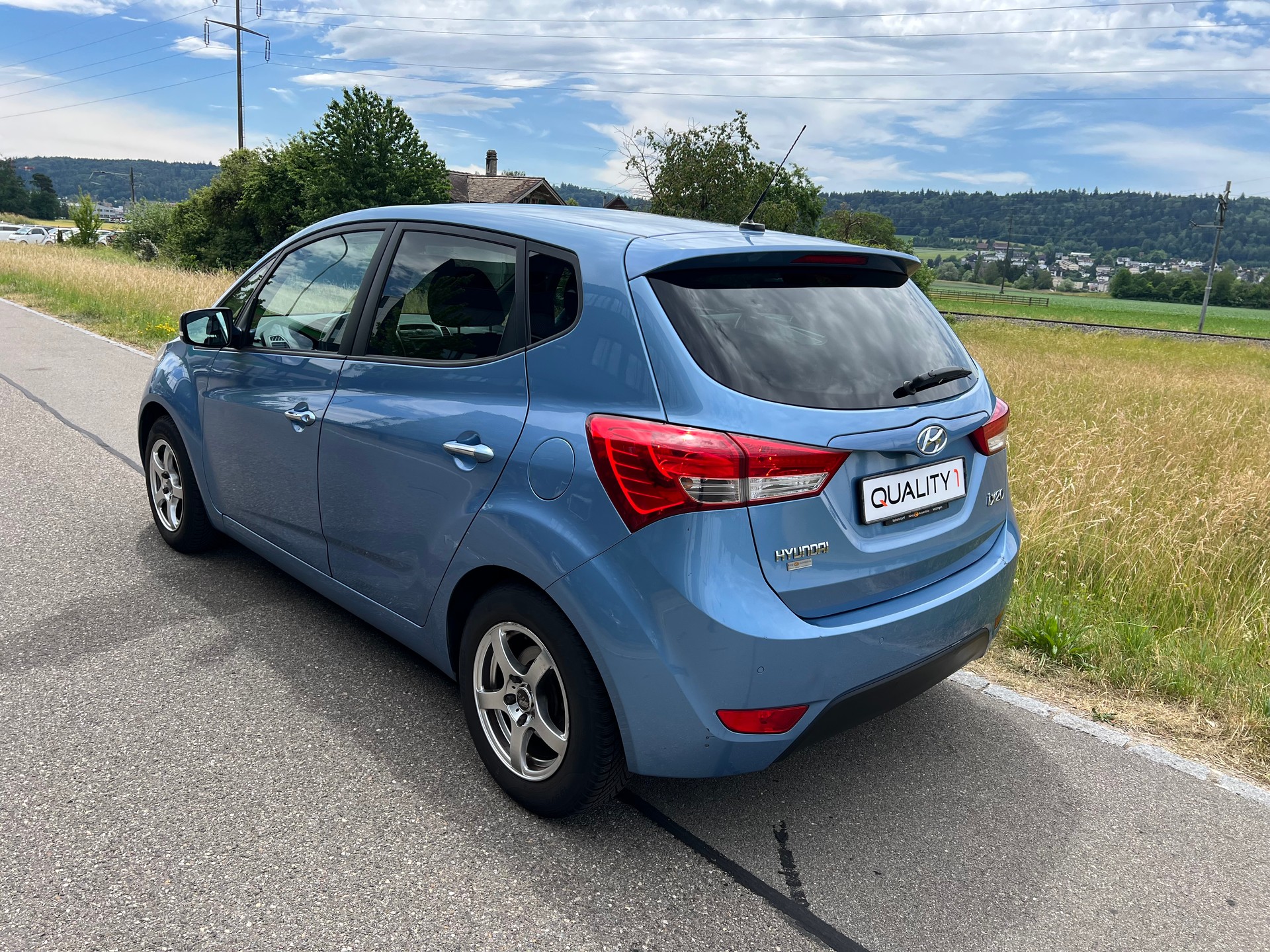 HYUNDAI iX20 1.6 Style Automatic-image-8
