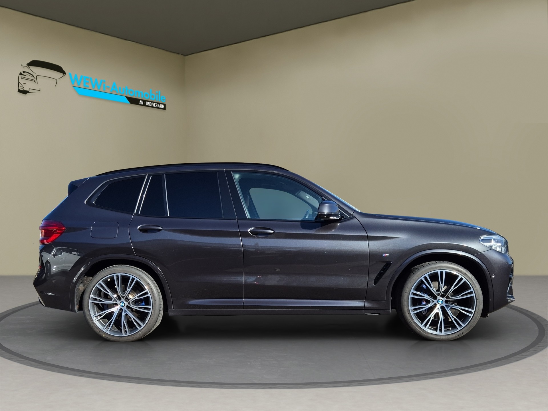 BMW X3 xDrive M40i Steptronic-showroom-element-1