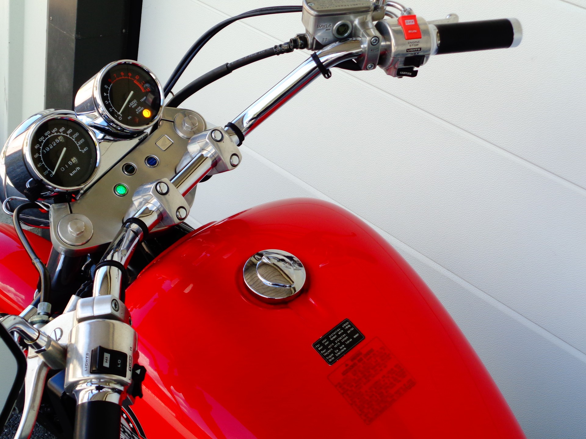 HONDA VF 750 C Magna V4-image-6