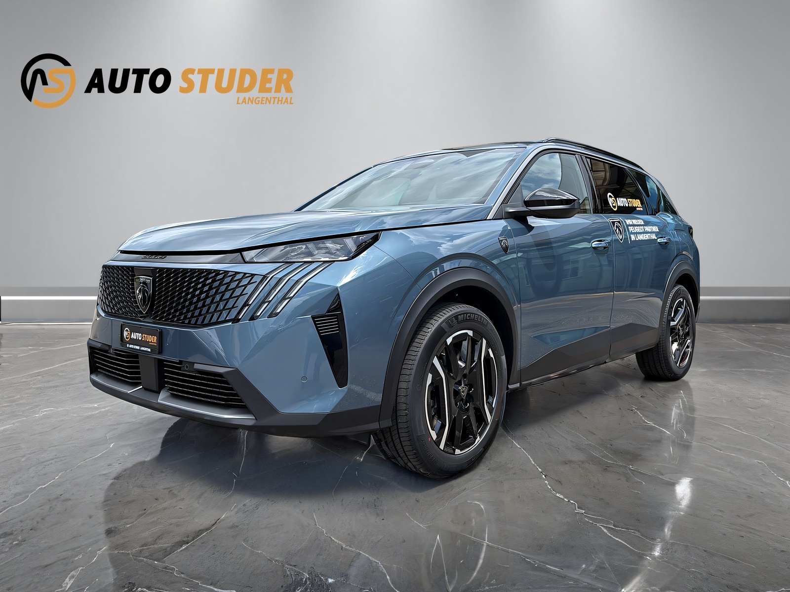 PEUGEOT 5008 1.6 PHEV 225 GT-showroom-element-1