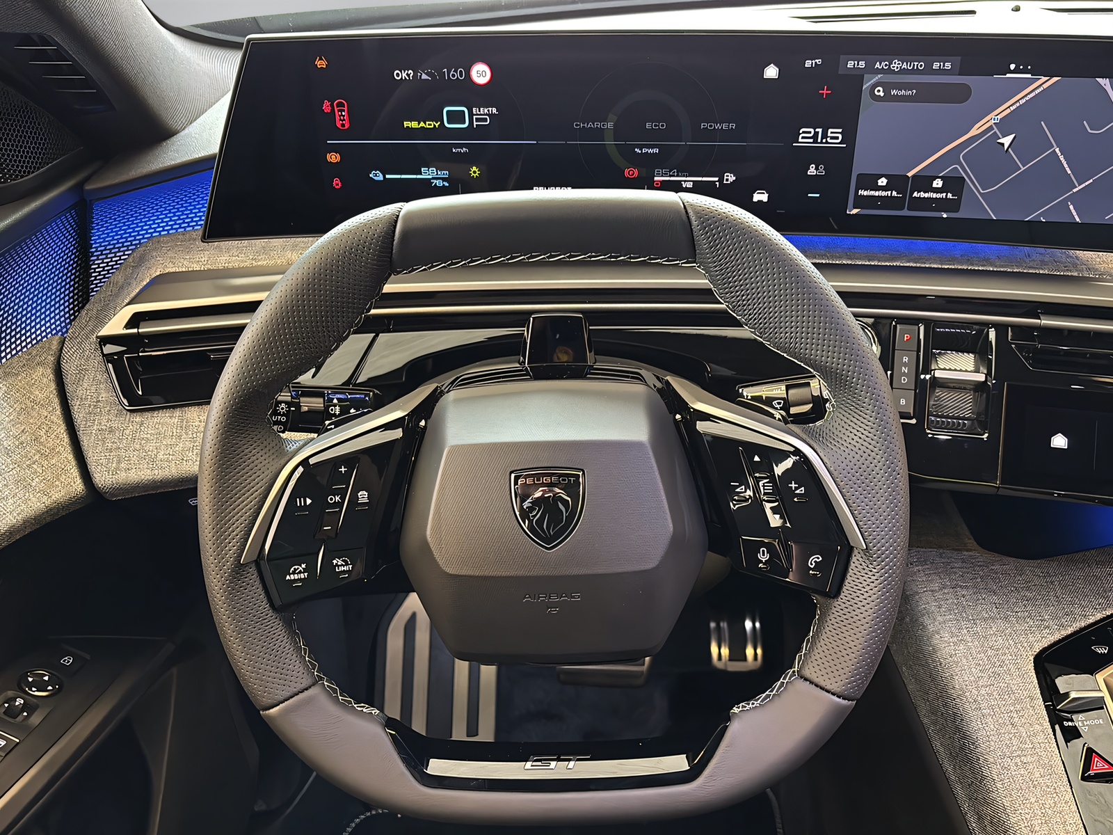 PEUGEOT 5008 1.6 PHEV 225 GT-showroom-element-3