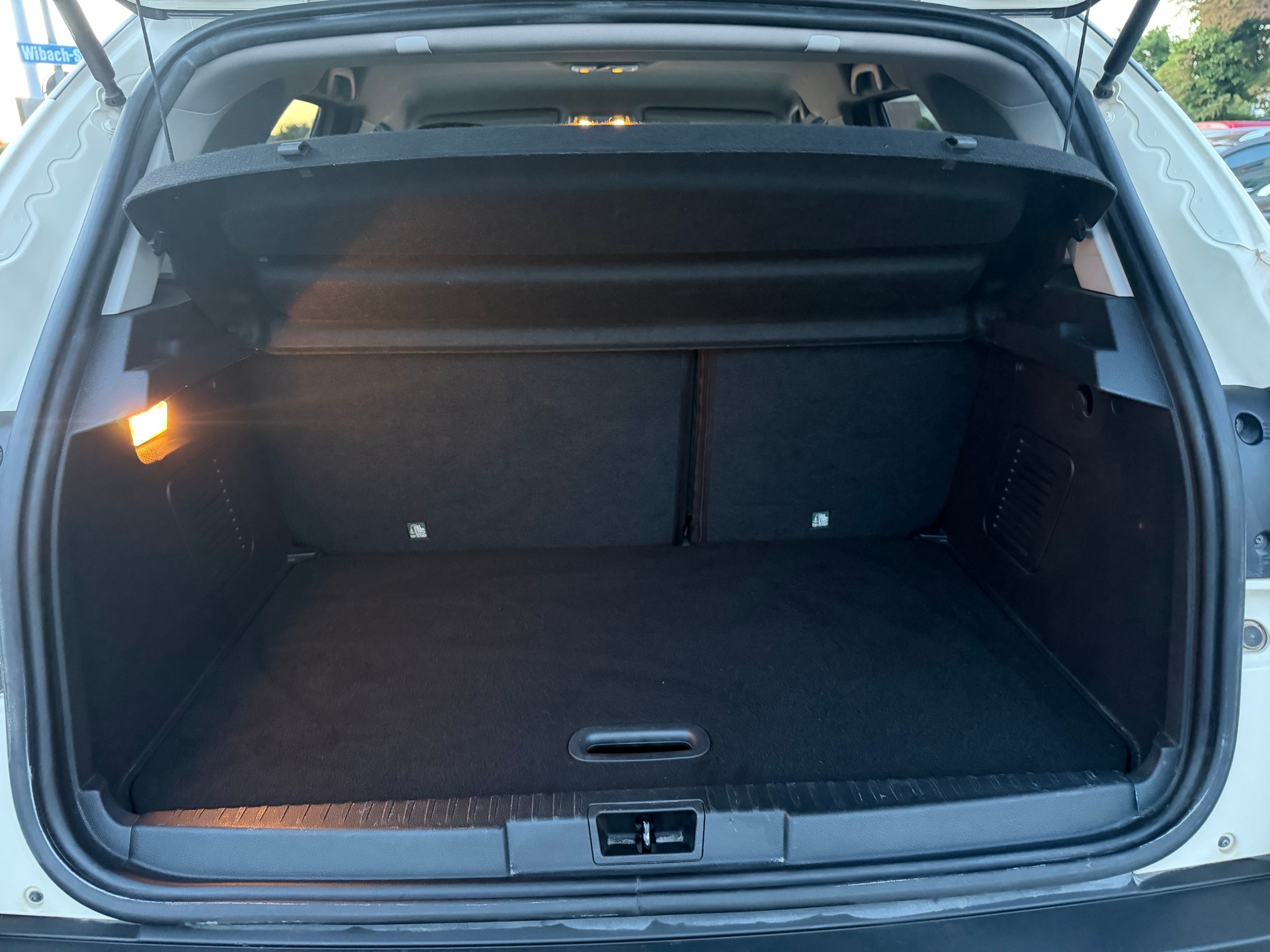 RENAULT Captur 1.5 dCi Intens EDC-image-12