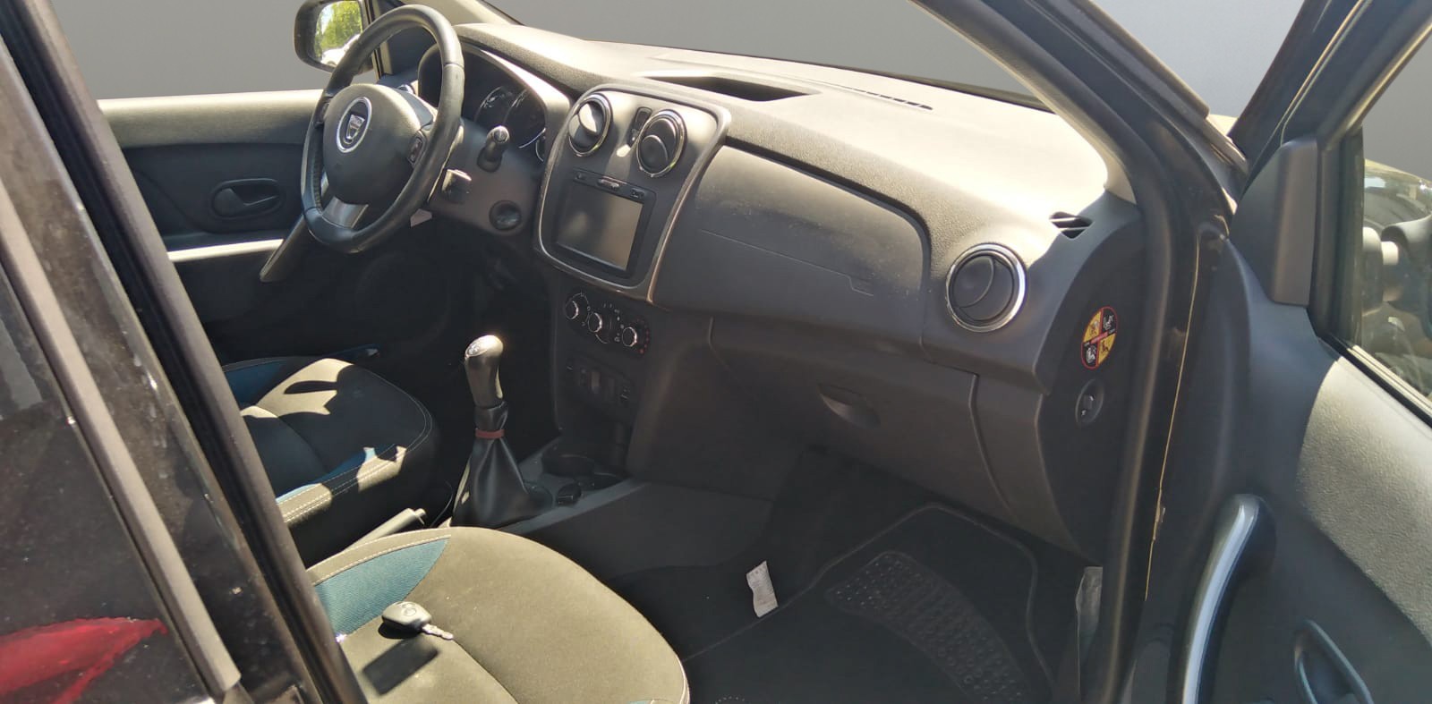 DACIA Sandero 1.5 dCi Celebration-image-5