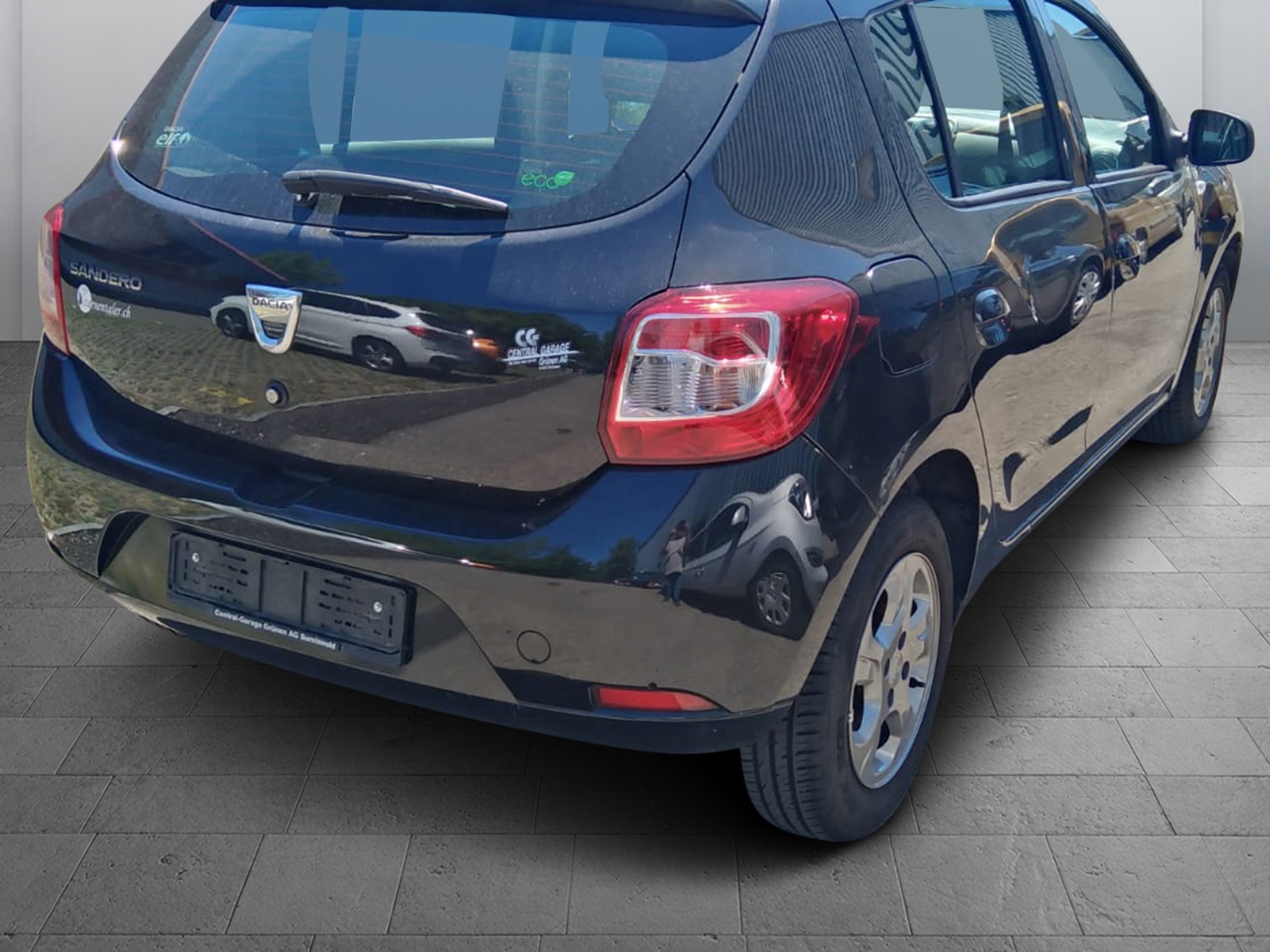 DACIA Sandero 1.5 dCi Celebration-image-3