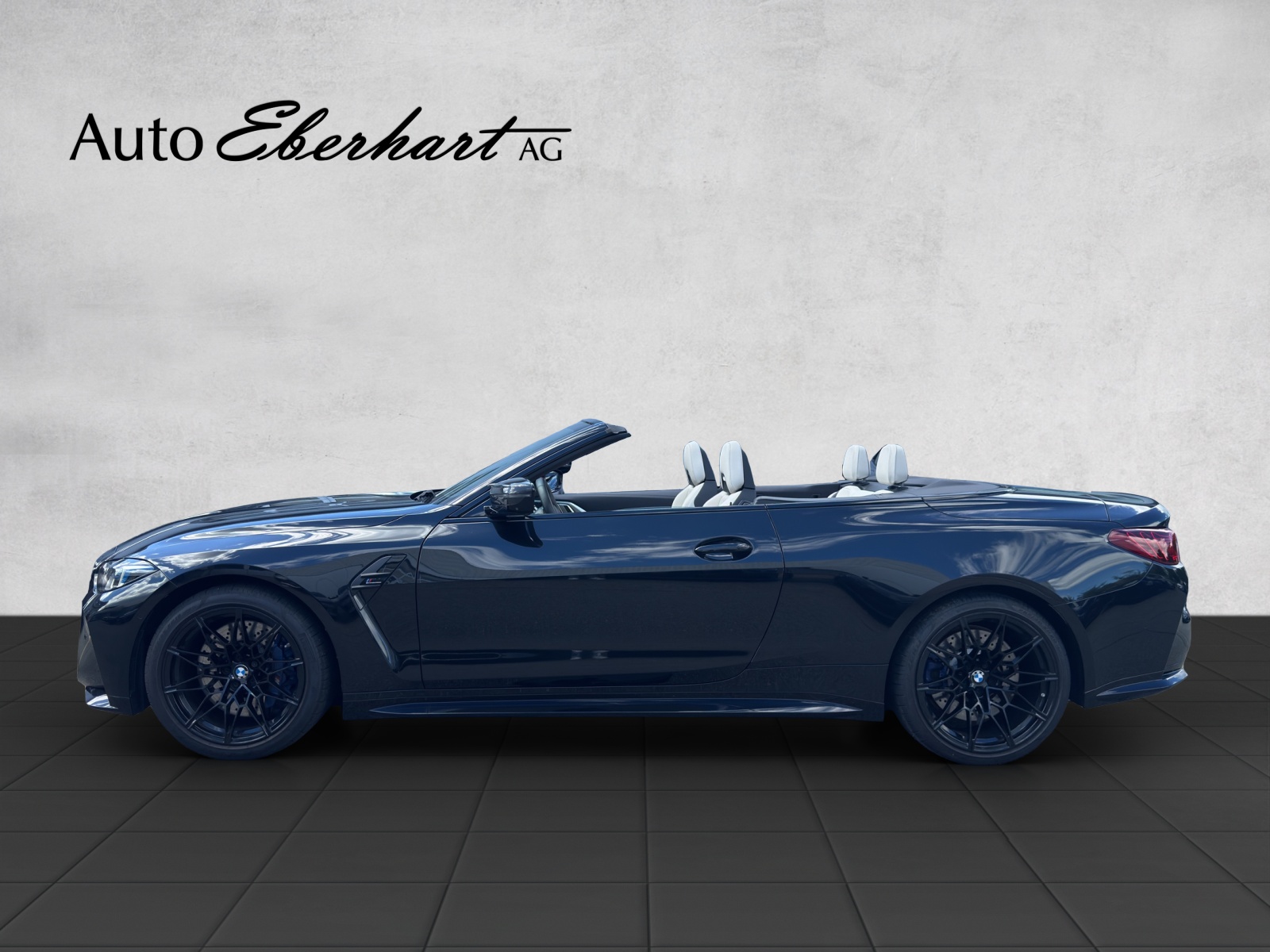 BMW M4 Cabrio Competition M xDrive-showroom-element-2