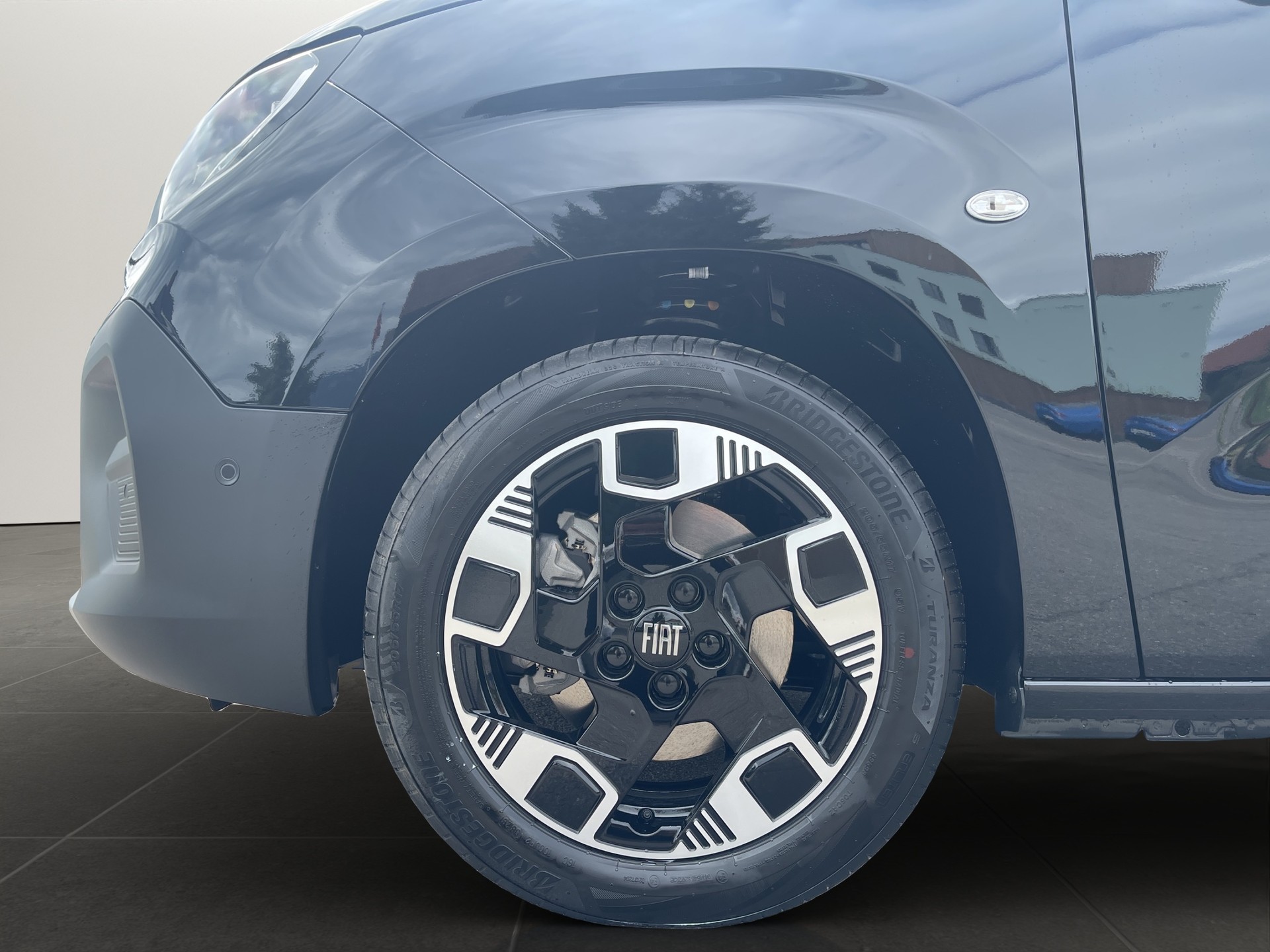 FIAT Qubo L 1.5 BlueHDi La Prima-image-28