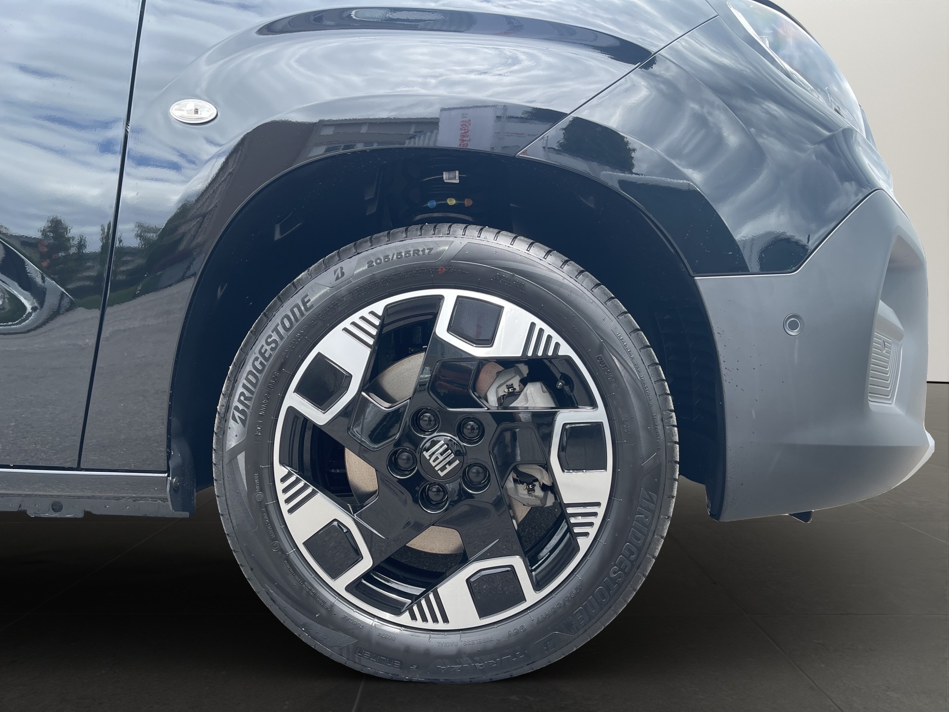 FIAT Qubo L 1.5 BlueHDi La Prima-image-29
