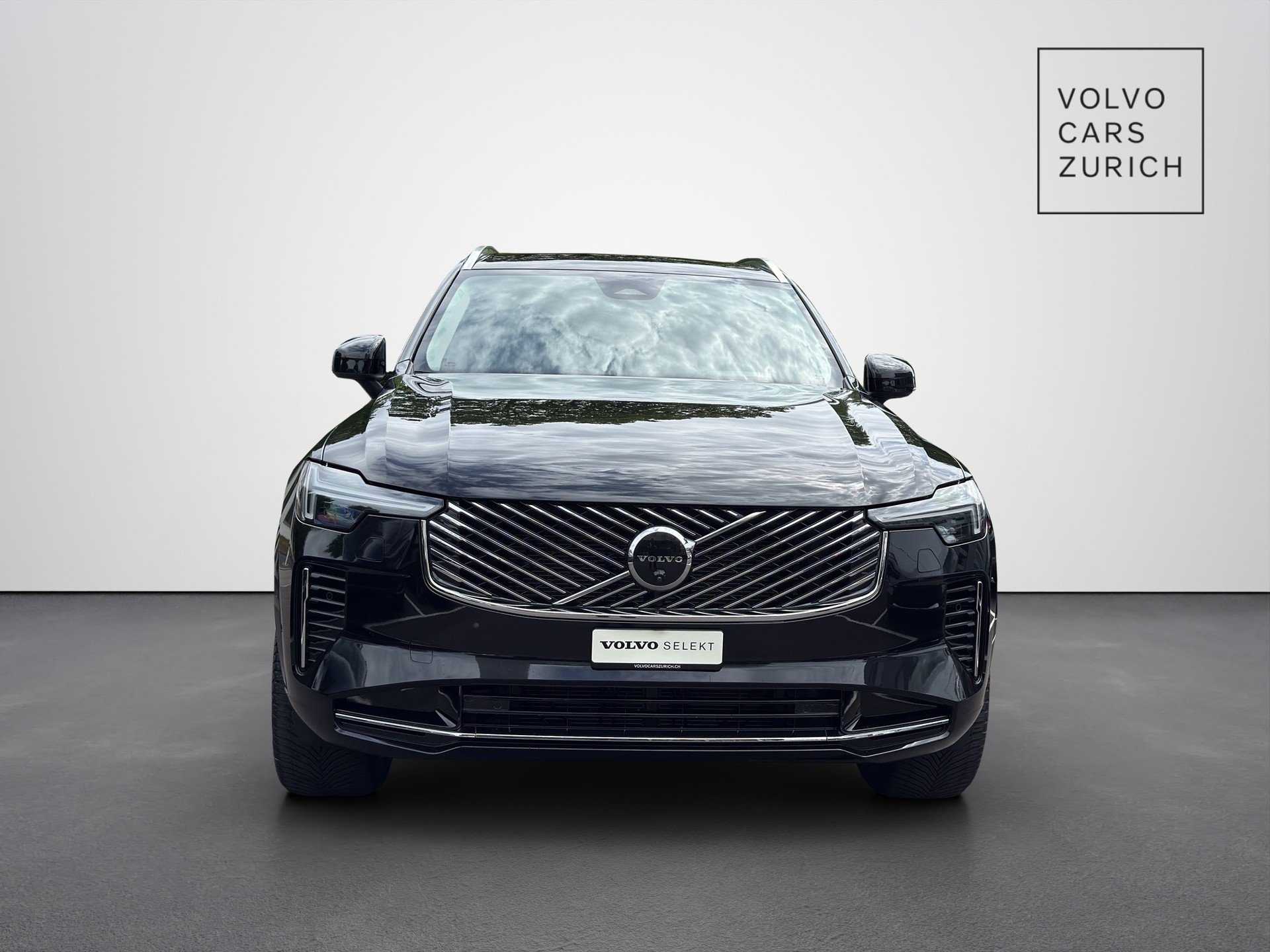 VOLVO XC90 2.0 B5 MH Plus Bright AWD-image-4
