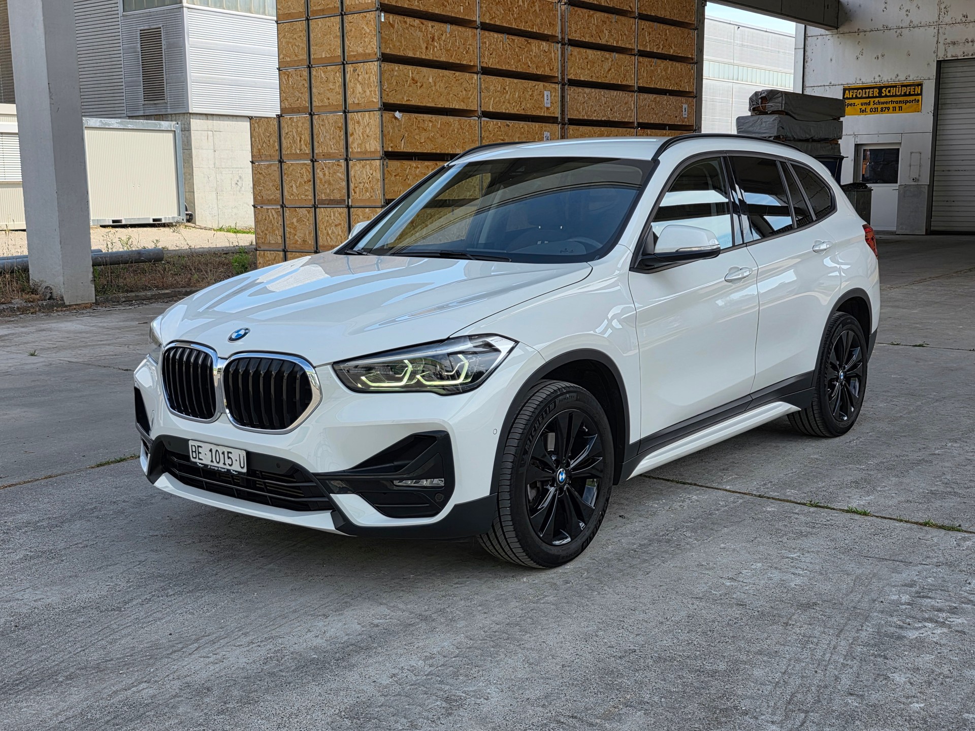 BMW X1 xDrive 18d Sport Line Steptronic / Neu ab Mfk.