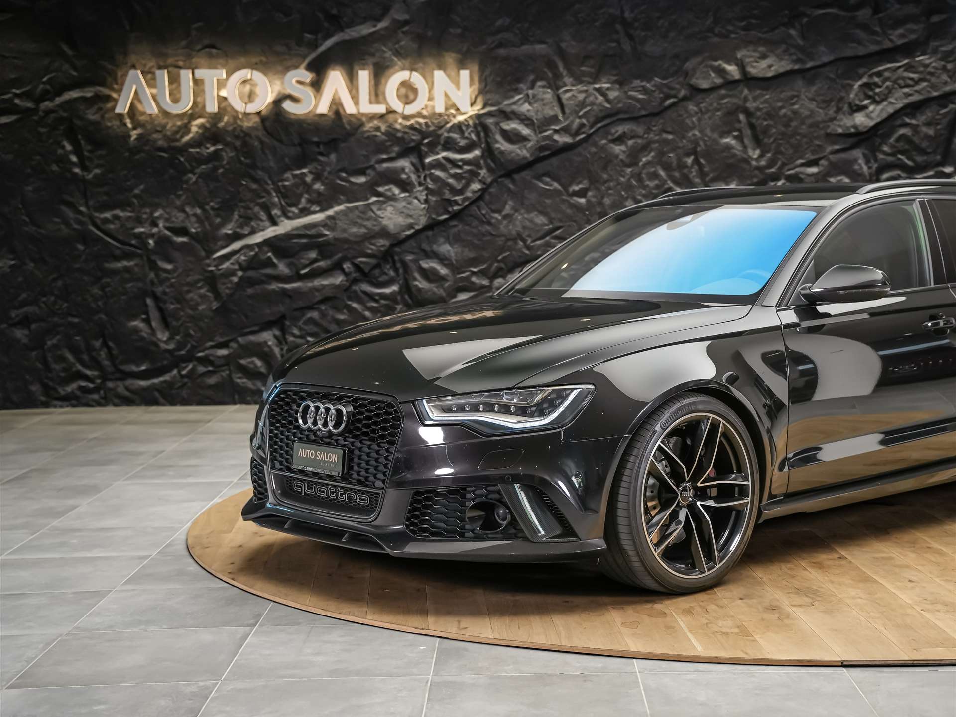 AUDI RS6 Avant 4.0 TFSI V8 quattro Tiptronic *BOSE Soundsystem*Abstandsregler*Sitzheizung*Valcona Leder*-image-15