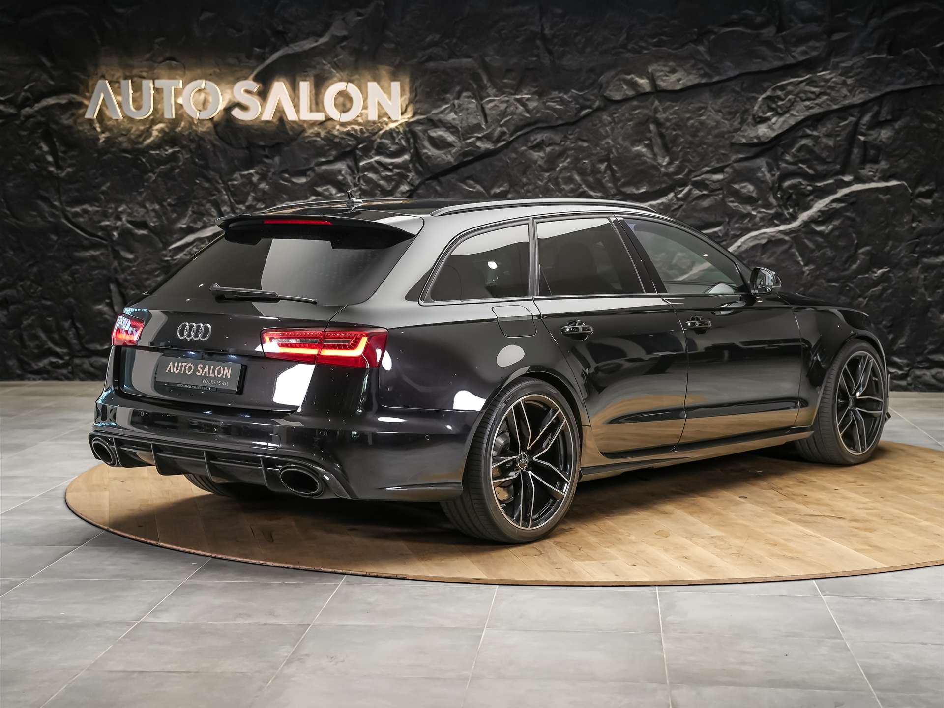 AUDI RS6 Avant 4.0 TFSI V8 quattro Tiptronic *BOSE Soundsystem*Abstandsregler*Sitzheizung*Valcona Leder*-image-5