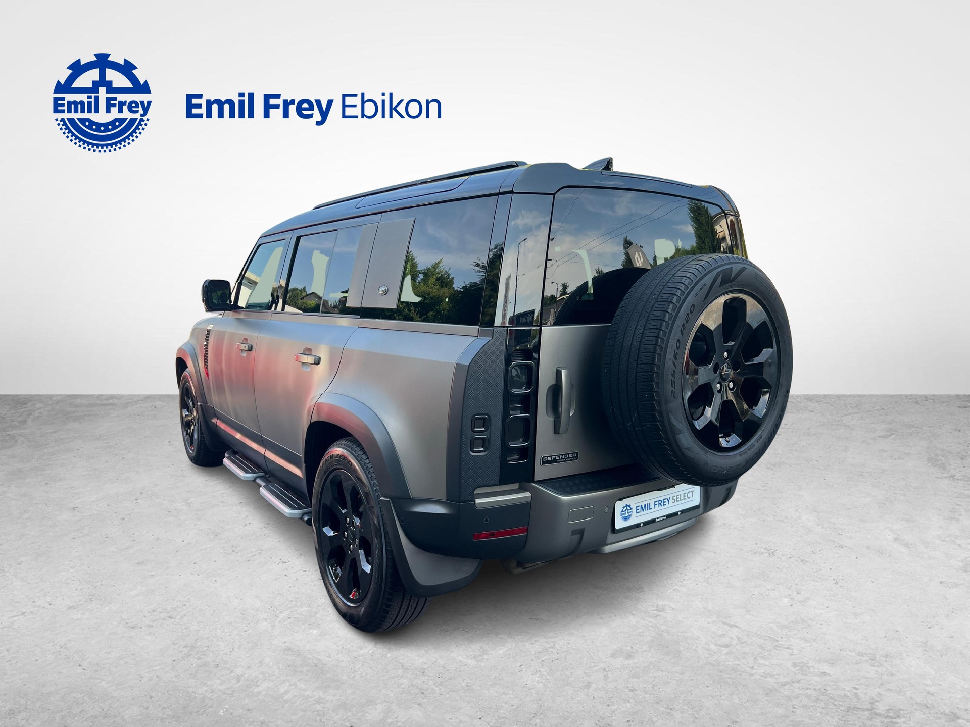 LAND ROVER Defender 110 2.0 SD4 240 First Edition-showroom-element-2