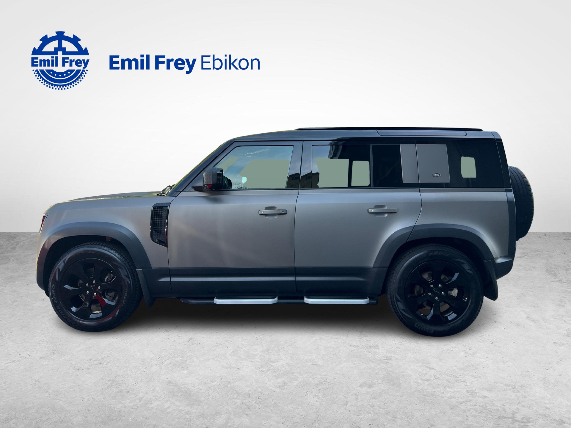 LAND ROVER Defender 110 2.0 SD4 240 First Edition-showroom-element-1
