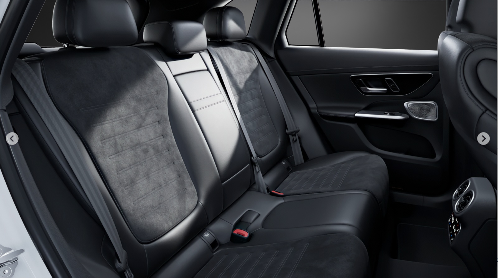 MERCEDES-BENZ GLC 300 e 4Matic 9G-Tronic-image-8