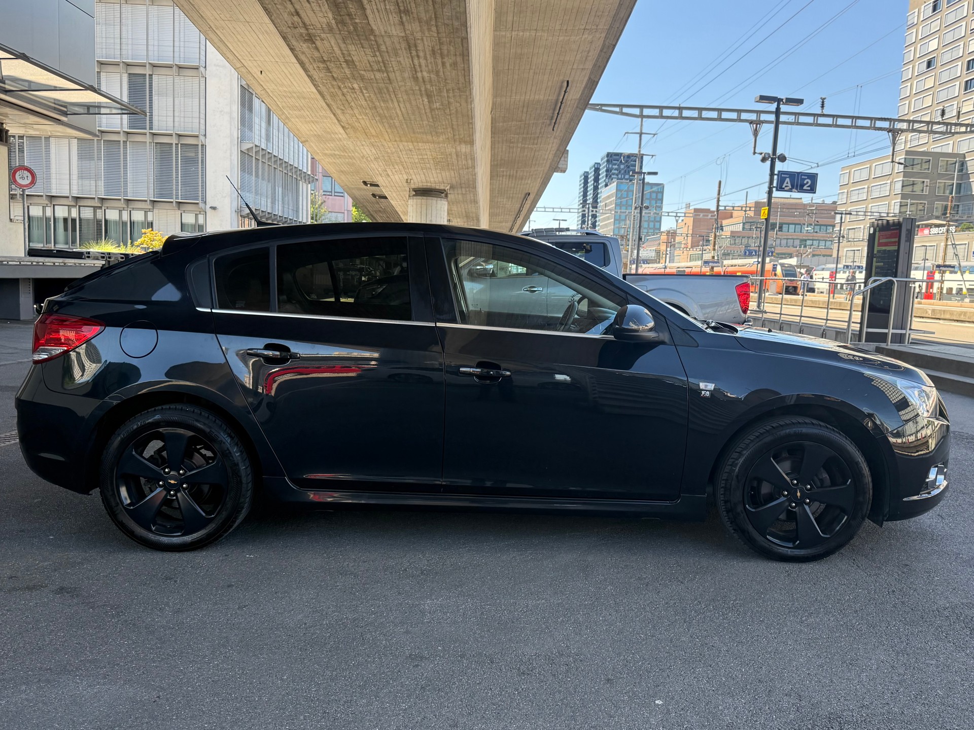 CHEVROLET Cruze 1.8 100 Edition-image-3