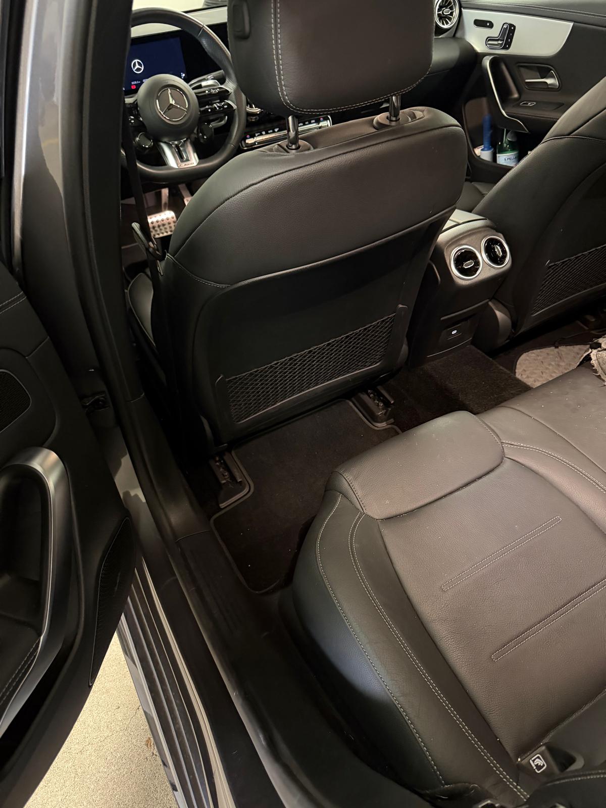 MERCEDES-BENZ A 35 AMG 4matic-image-9
