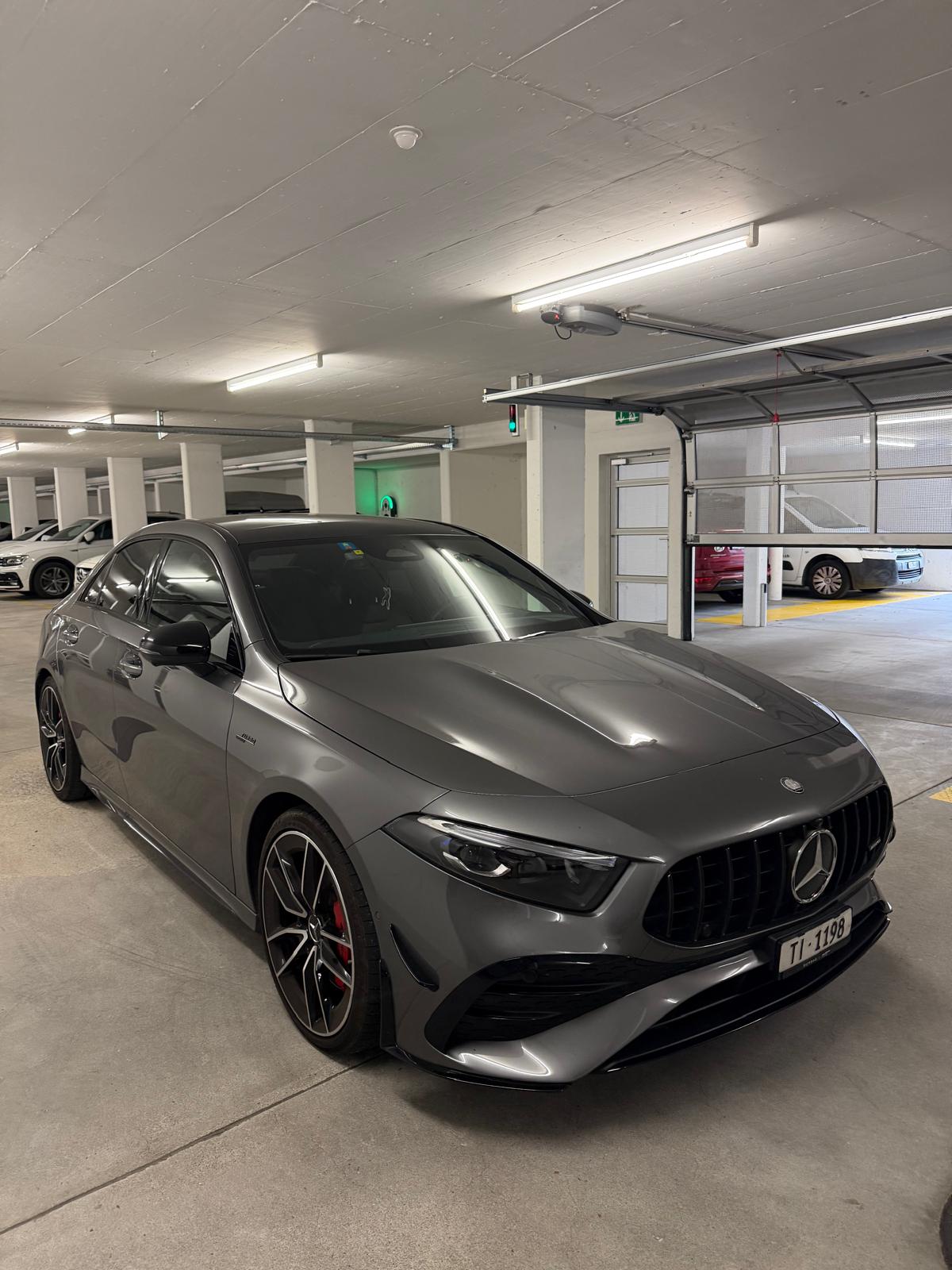 MERCEDES-BENZ A 35 AMG 4matic-image-1