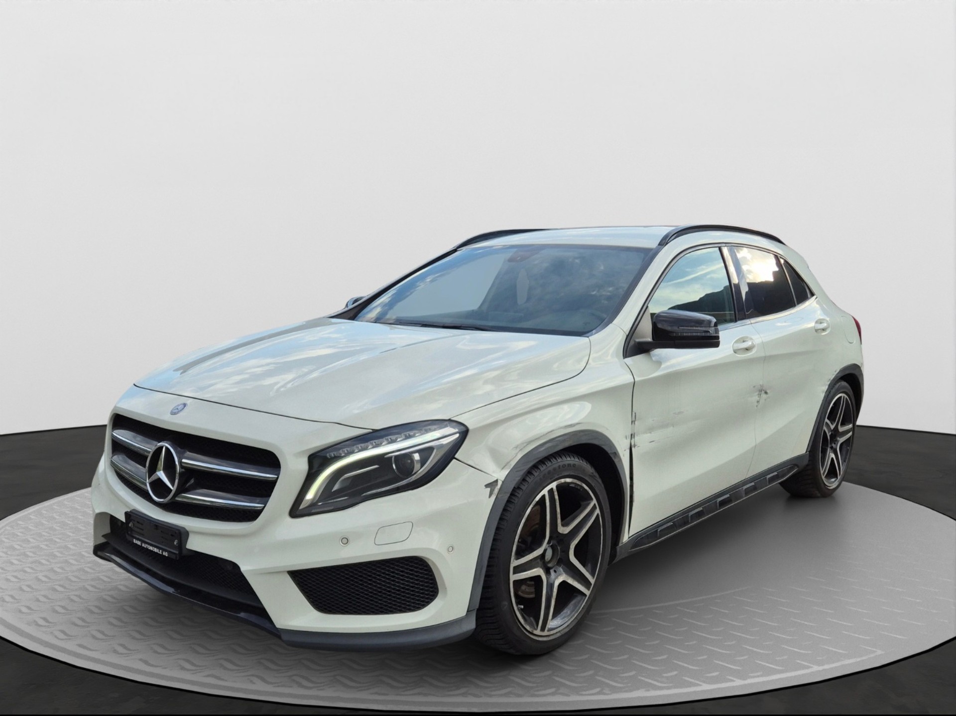 MERCEDES-BENZ GLA 220 CDI AMG Line 7G-DCT