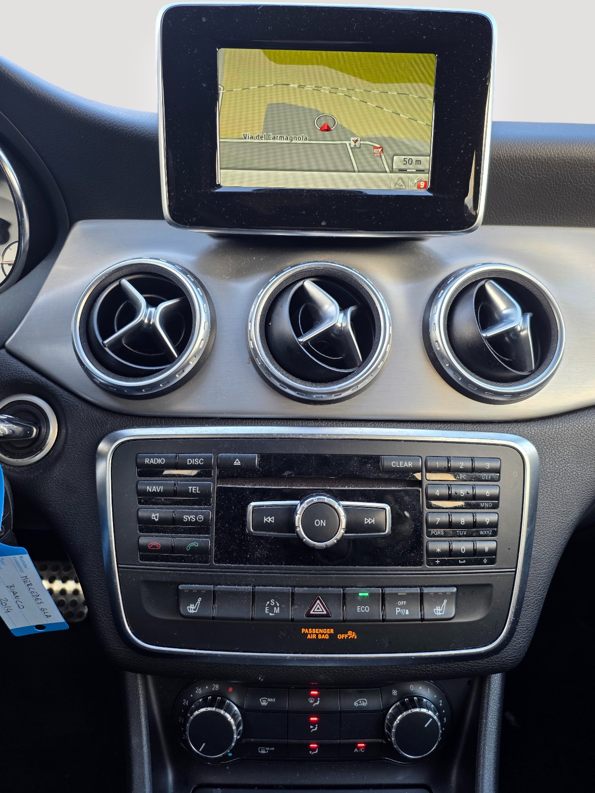 MERCEDES-BENZ GLA 220 CDI AMG Line 7G-DCT-image-10