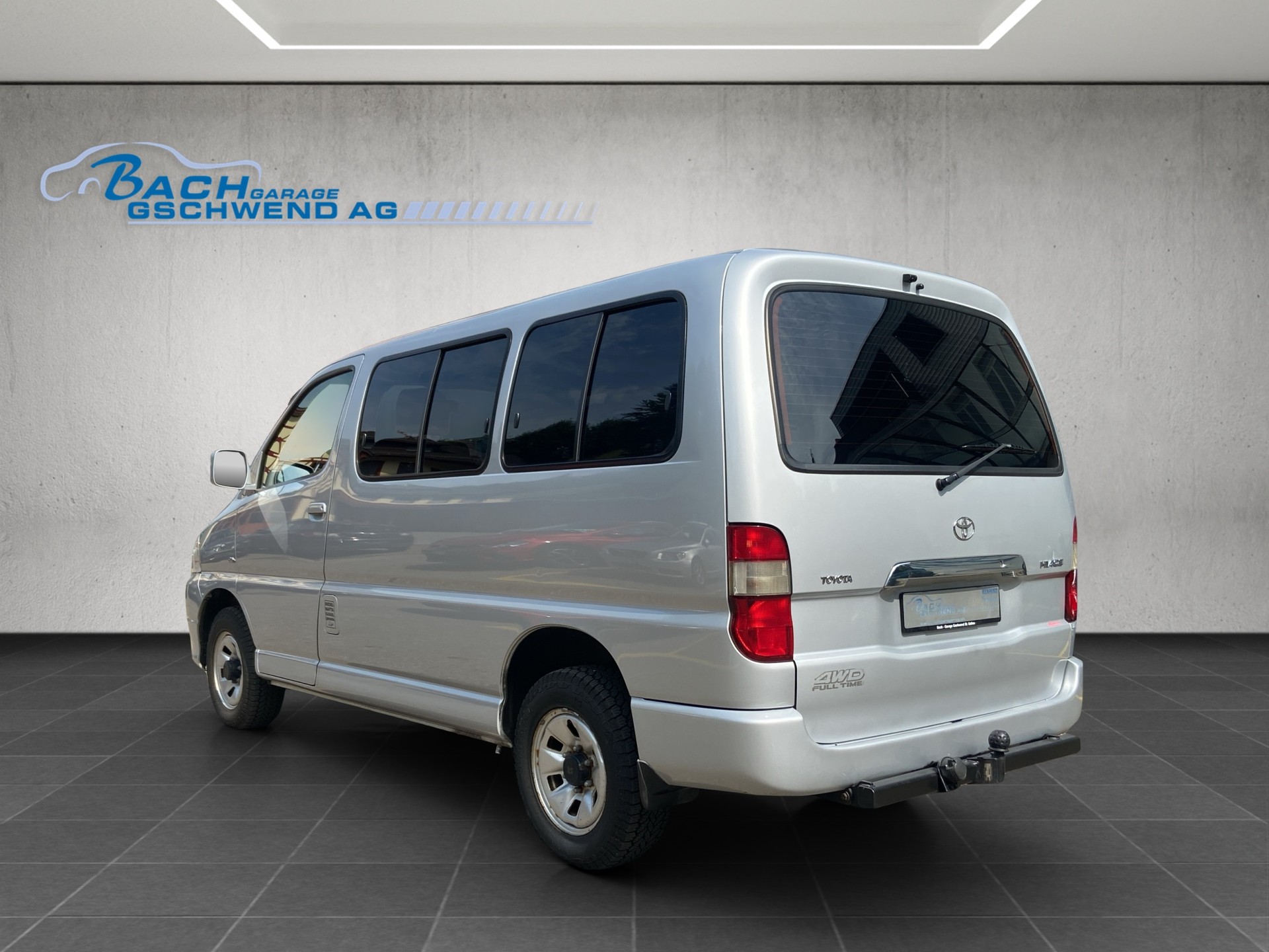 TOYOTA Hiace D-4D Wagon GL 4WD Supersalon-image-4