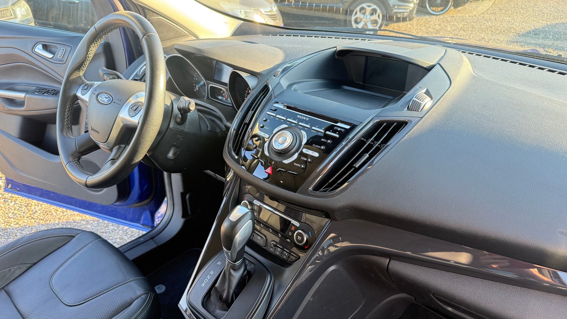 FORD Kuga 2.0 TDCi Titanium S 4WD PowerShift-image-6