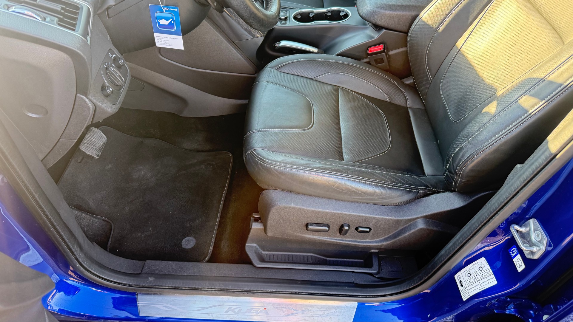 FORD Kuga 2.0 TDCi Titanium S 4WD PowerShift-showroom-element-3
