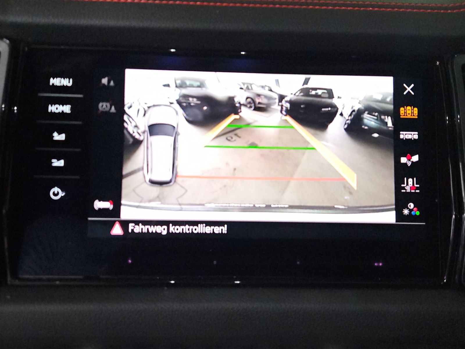 SKODA Kodiaq 2.0 TSI 4x4 RS-image-15