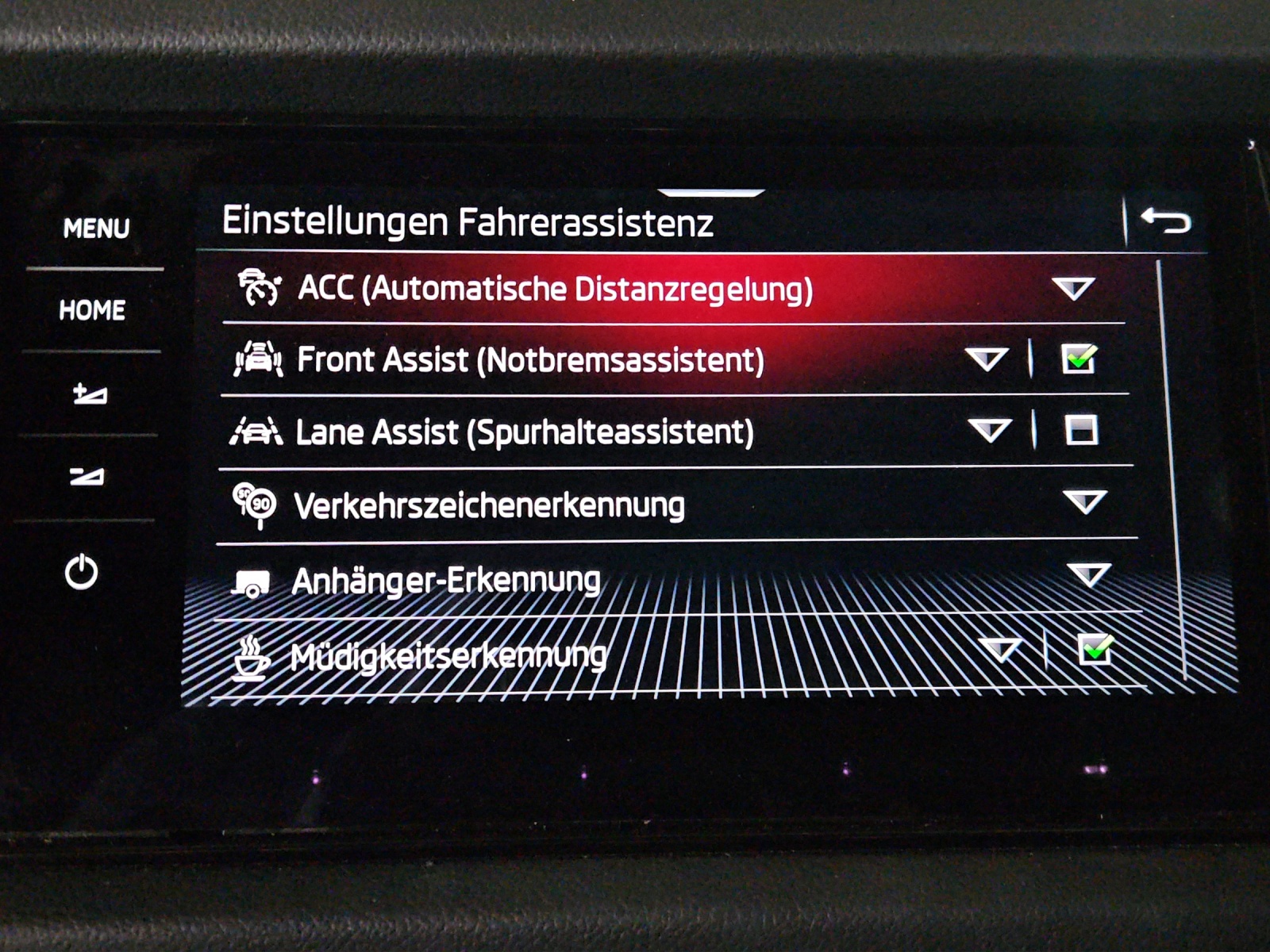 SKODA Kodiaq 2.0 TSI 4x4 RS-image-17
