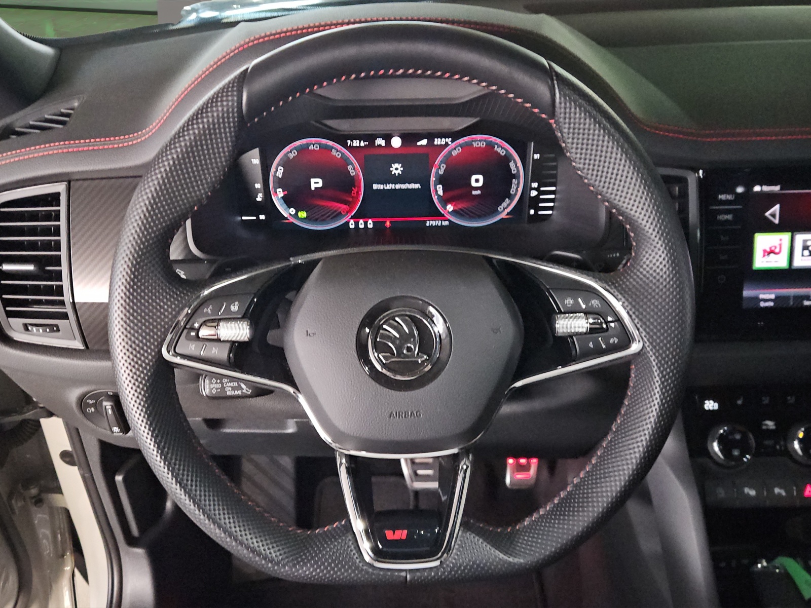 SKODA Kodiaq 2.0 TSI 4x4 RS-image-11