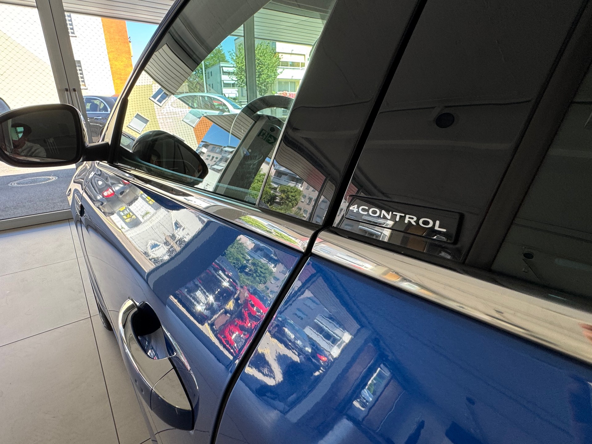 RENAULT Mégane 1.6 16V Turbo GT EDC-image-9