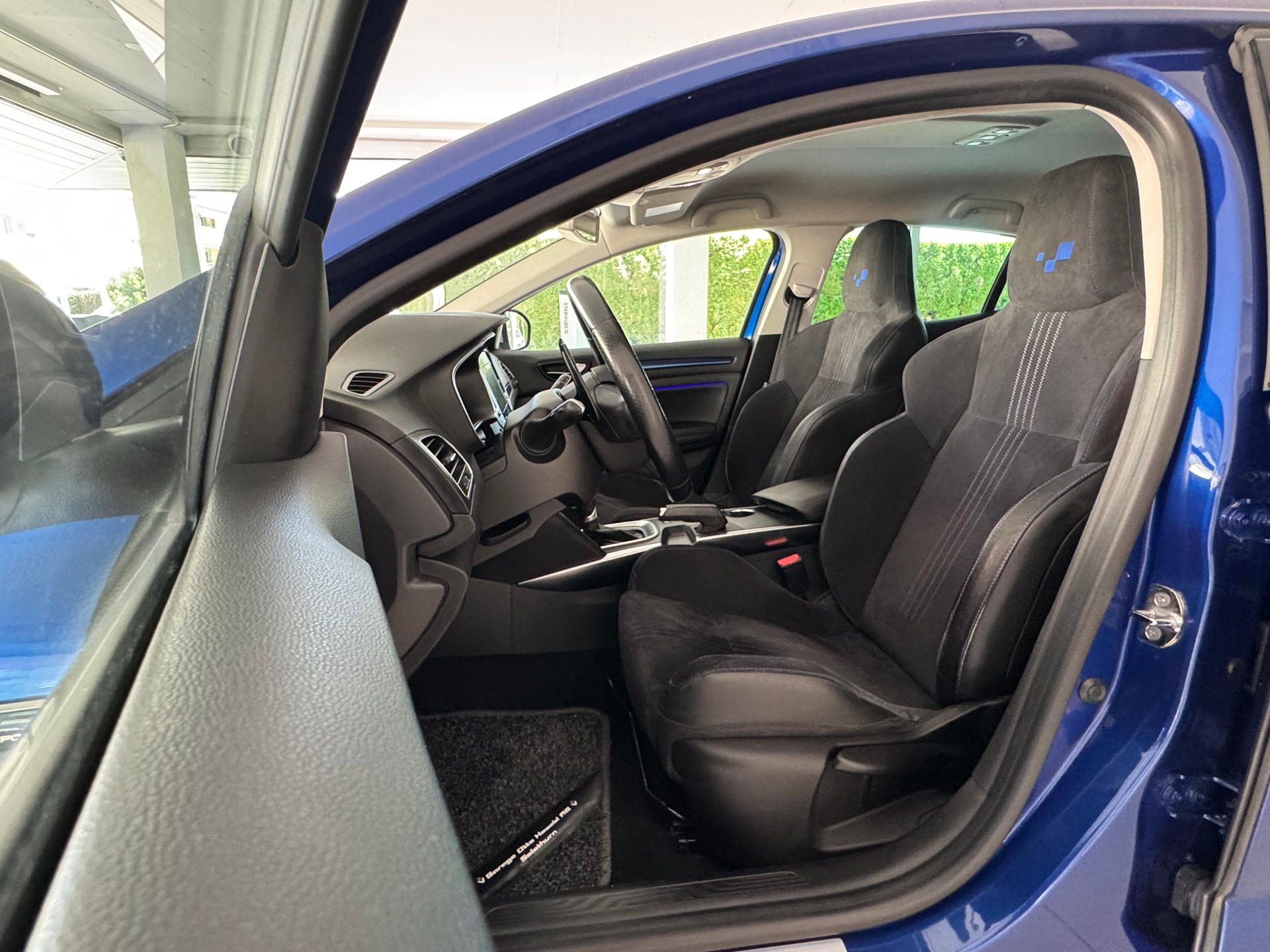RENAULT Mégane 1.6 16V Turbo GT EDC-image-14