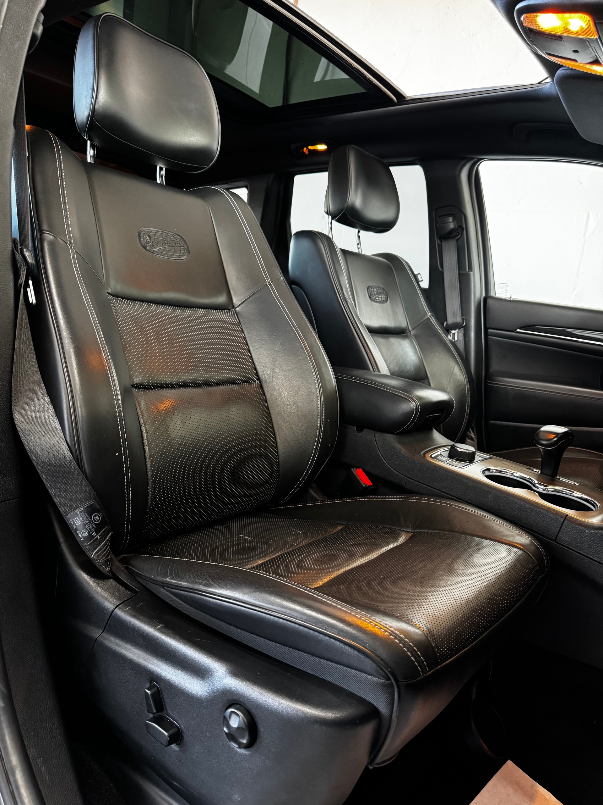 JEEP Grand Cherokee 3.0 CRD Overland Automatic-image-21