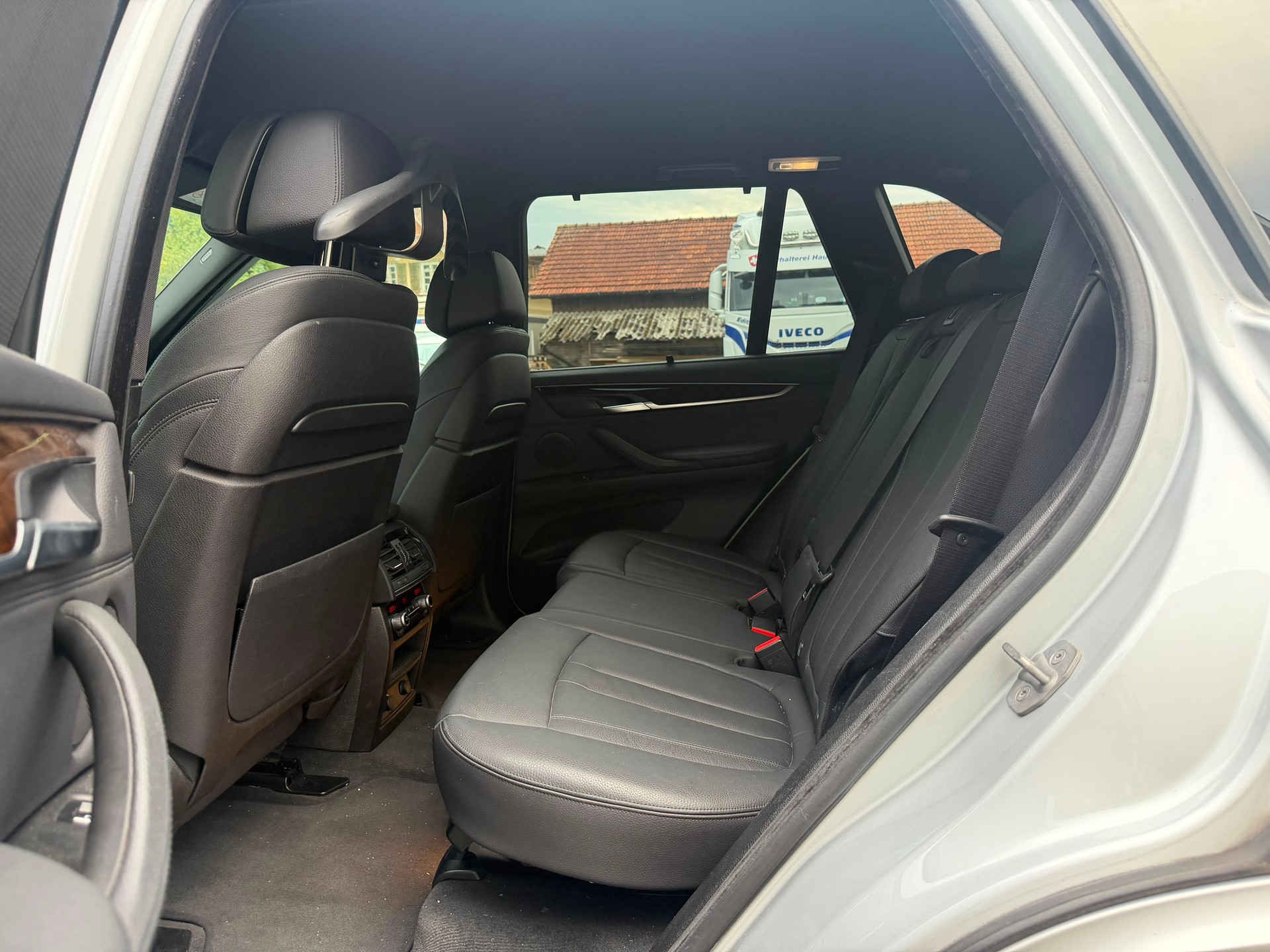 BMW X5 xDrive 40d Steptronic-showroom-element-3