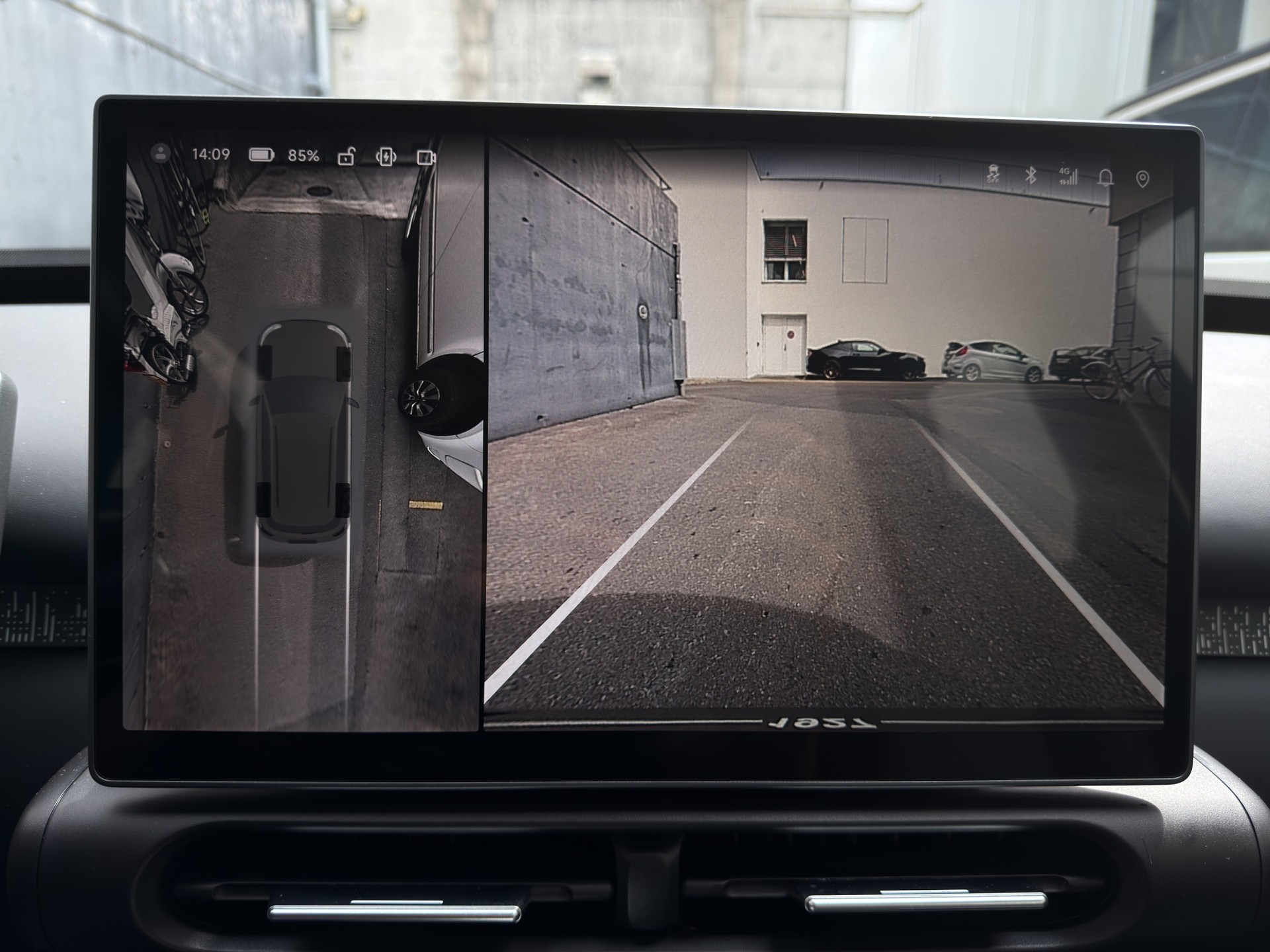 LEAPMOTOR B03X EV-image-12