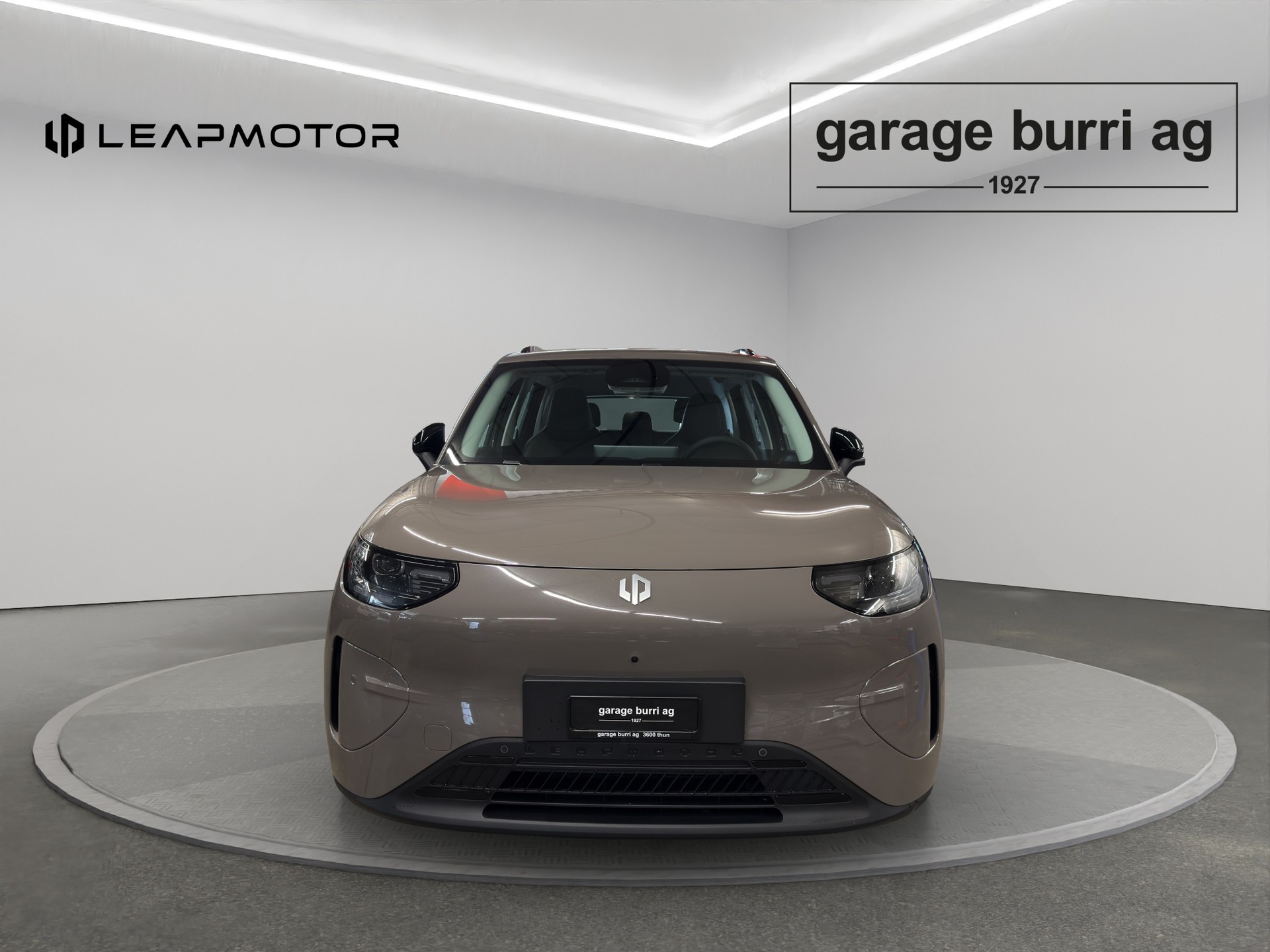 LEAPMOTOR B03X EV-image-4