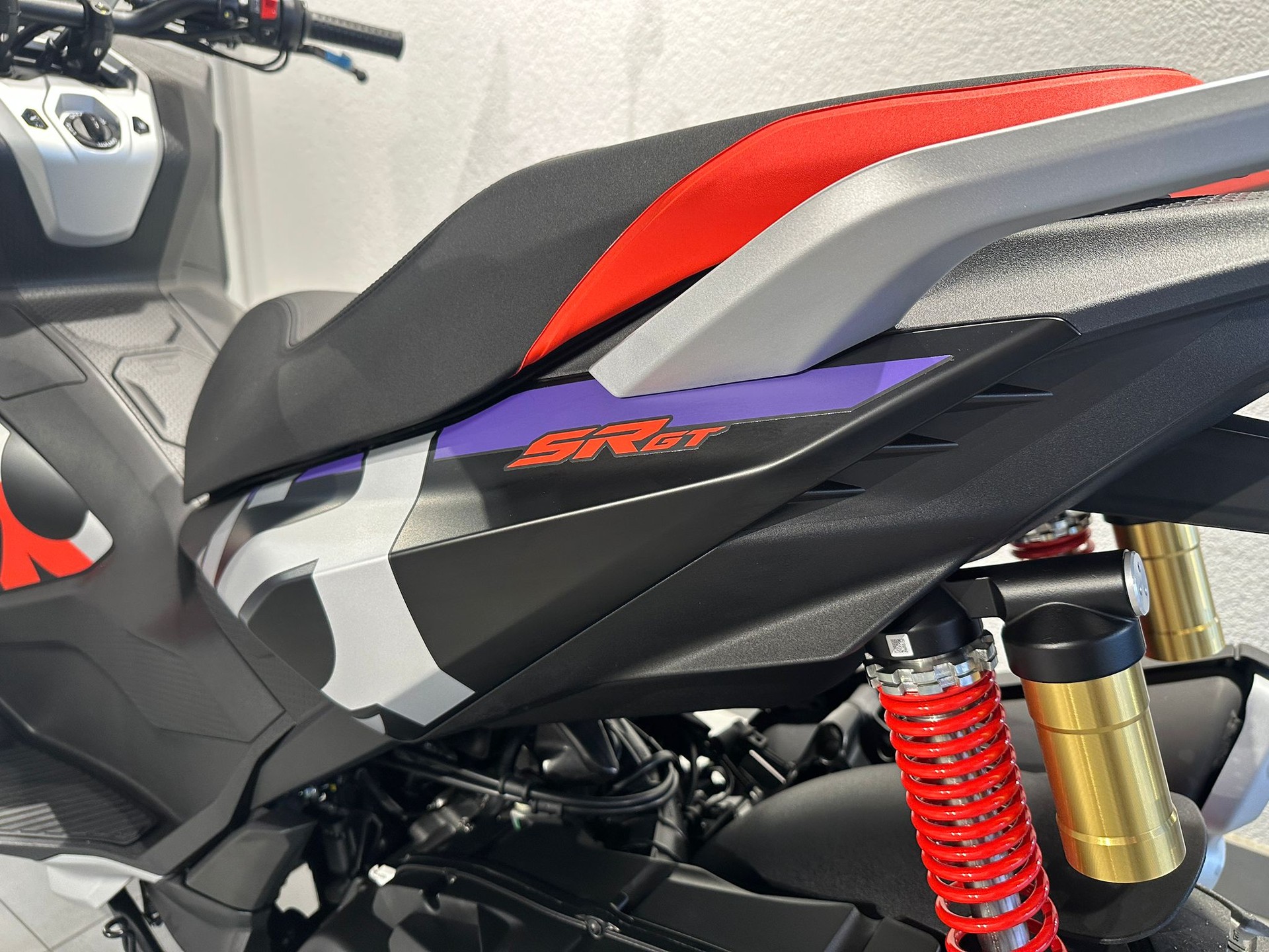 APRILIA Aprilia SR GT 400 Replica | Neu | Ab Lager Verfügbar | Adventure Roller | Garantie-image-14