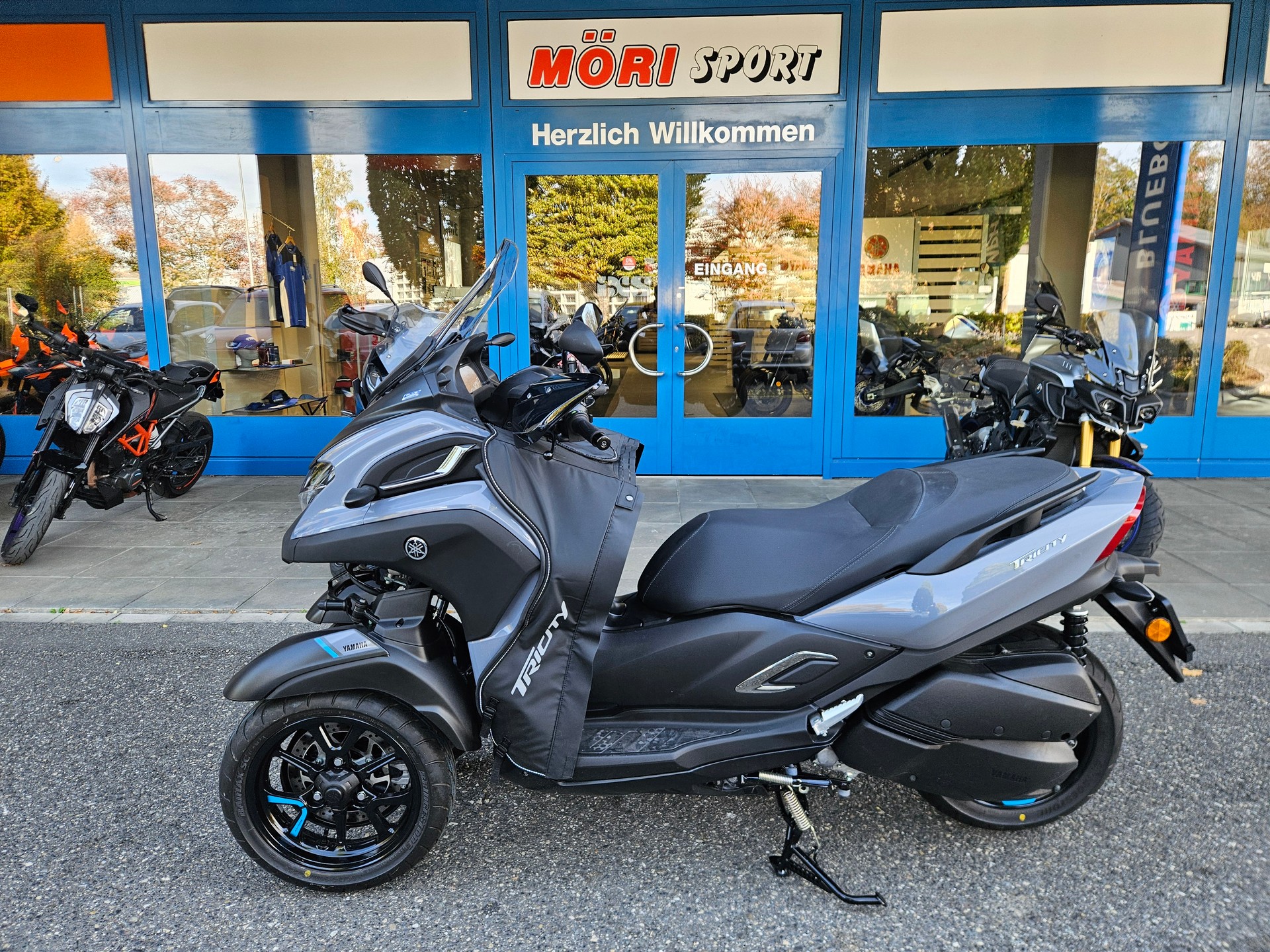 YAMAHA Tricity MW 300 ABS-image-3