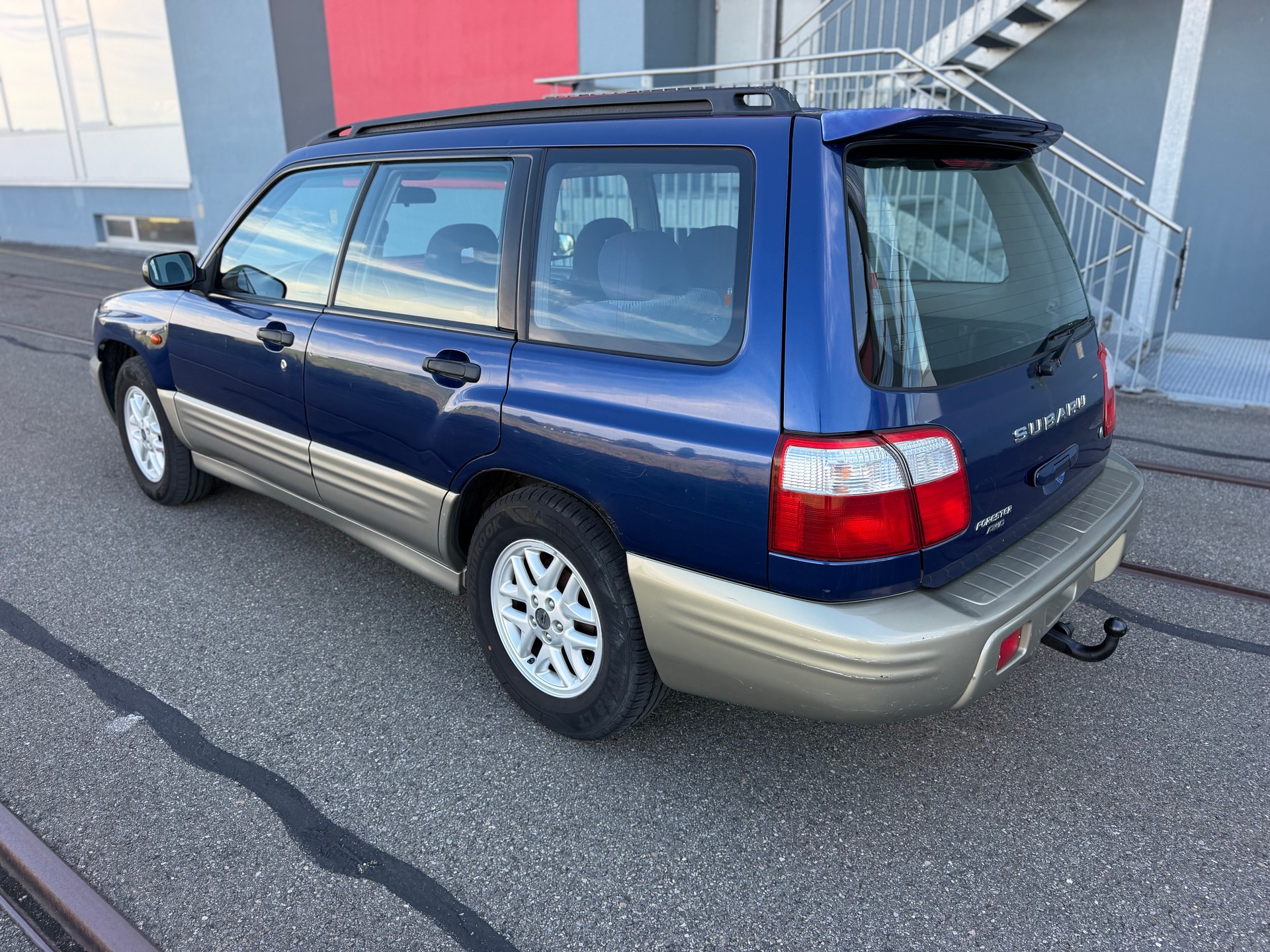SUBARU Forester 2.0 Comfort Automatic-image-6