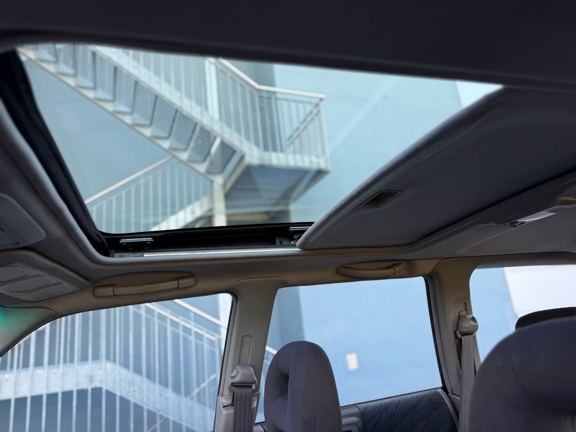 SUBARU Forester 2.0 Comfort Automatic-image-13
