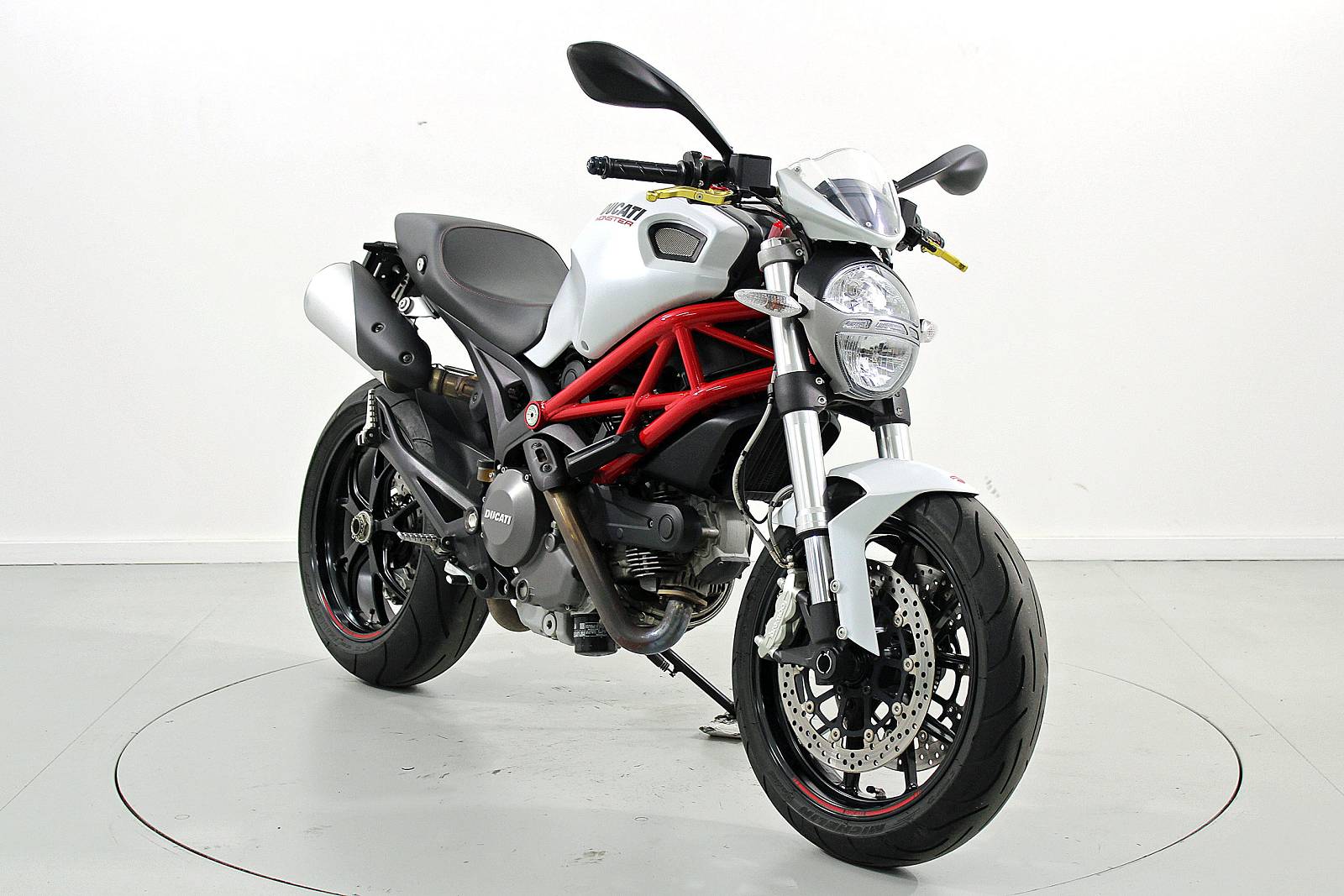 DUCATI Monster 796 ABS-image-1
