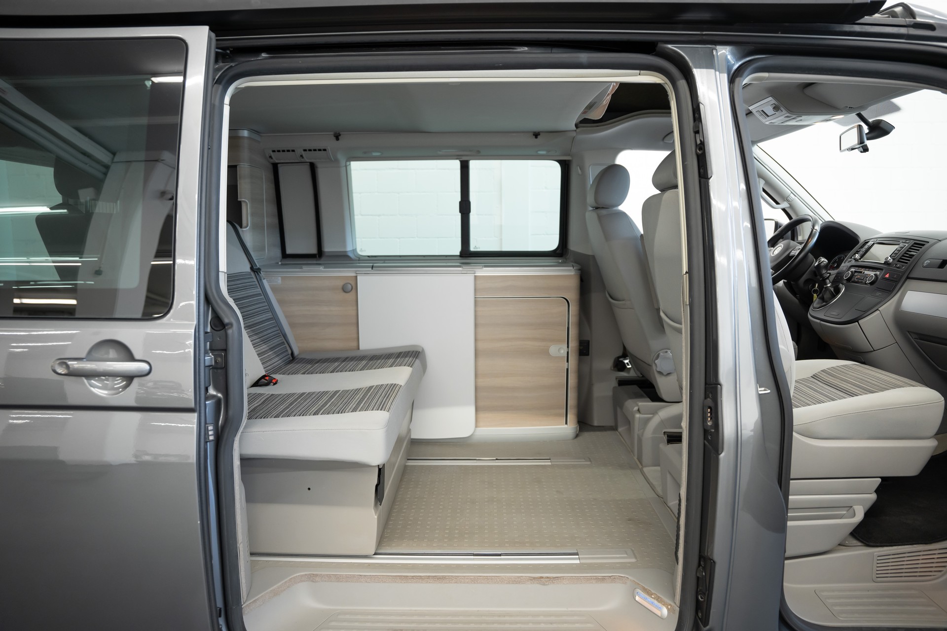 VW T5 California 2.0 Bi-TDI Comfortline-image-12