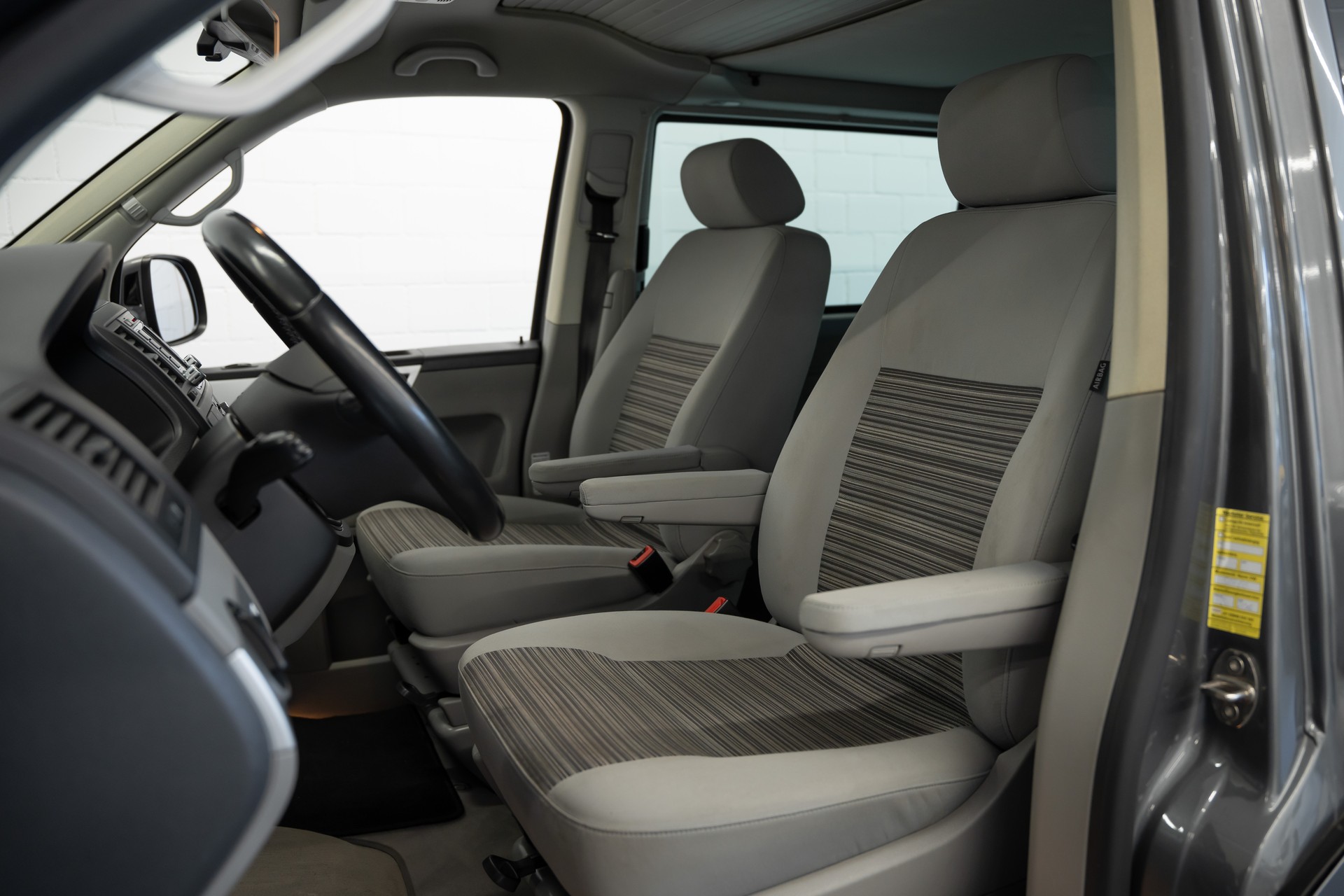 VW T5 California 2.0 Bi-TDI Comfortline-image-11