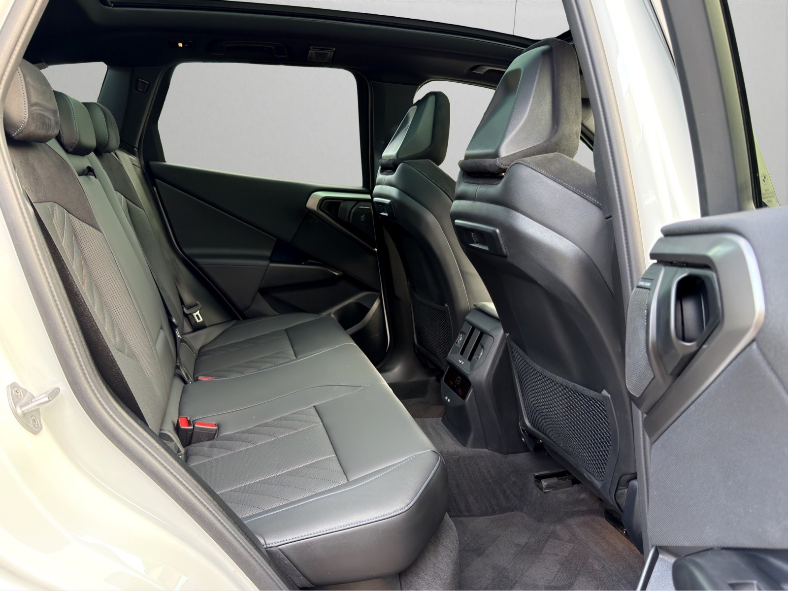 BMW X3 xDrive 48V 20d M Sport-image-12