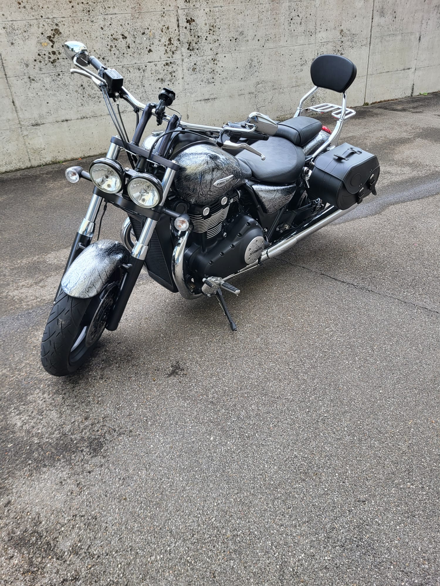 TRIUMPH Thunderbird Storm 1700 ABS-image-1