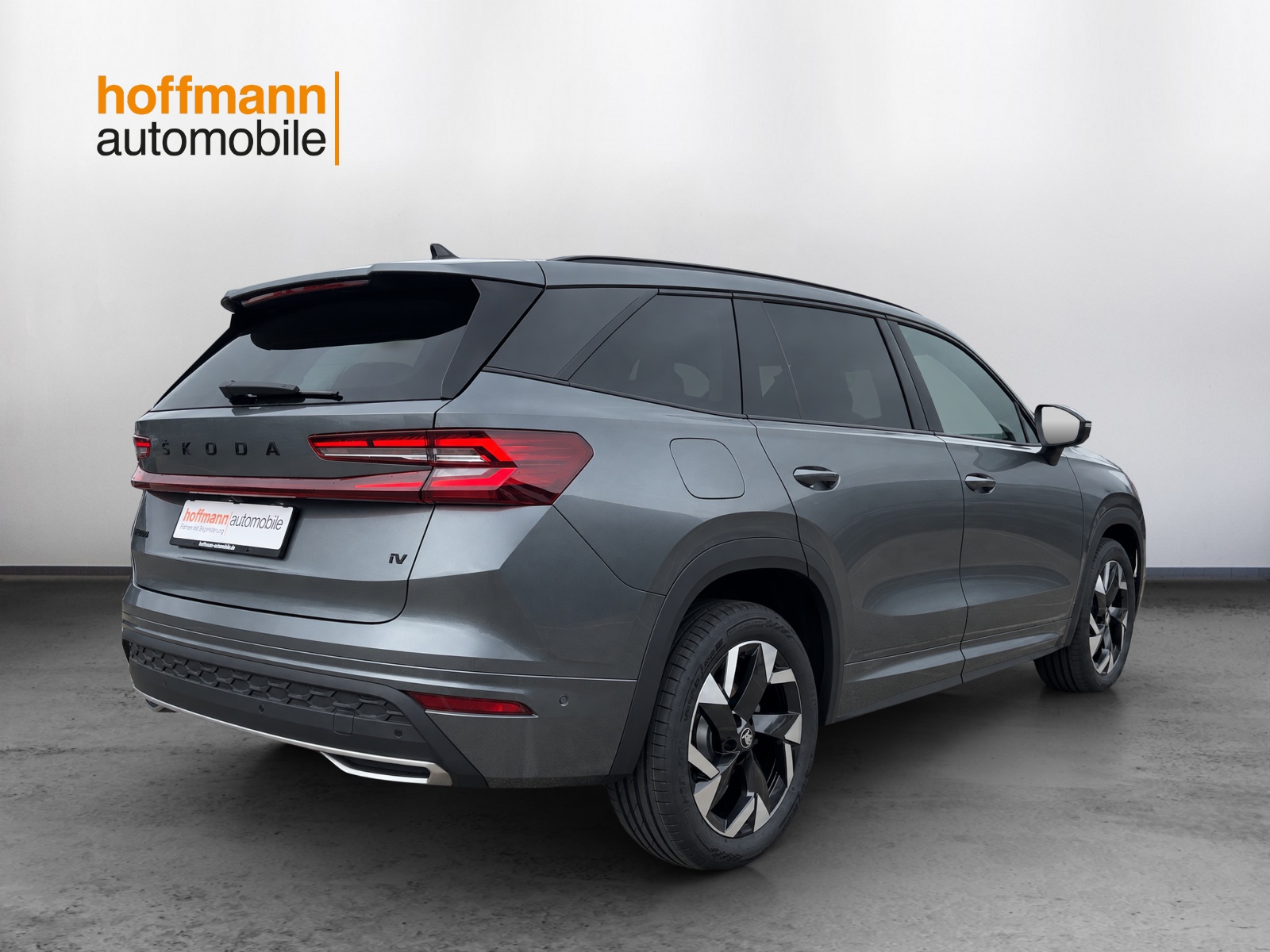 SKODA Kodiaq 1.5 TSI PHEV Sportline-showroom-element-3