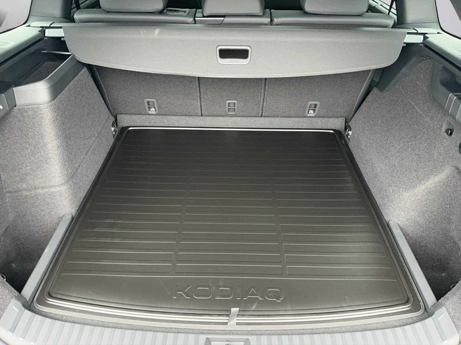 SKODA Kodiaq 1.5 TSI PHEV Sportline-image-11